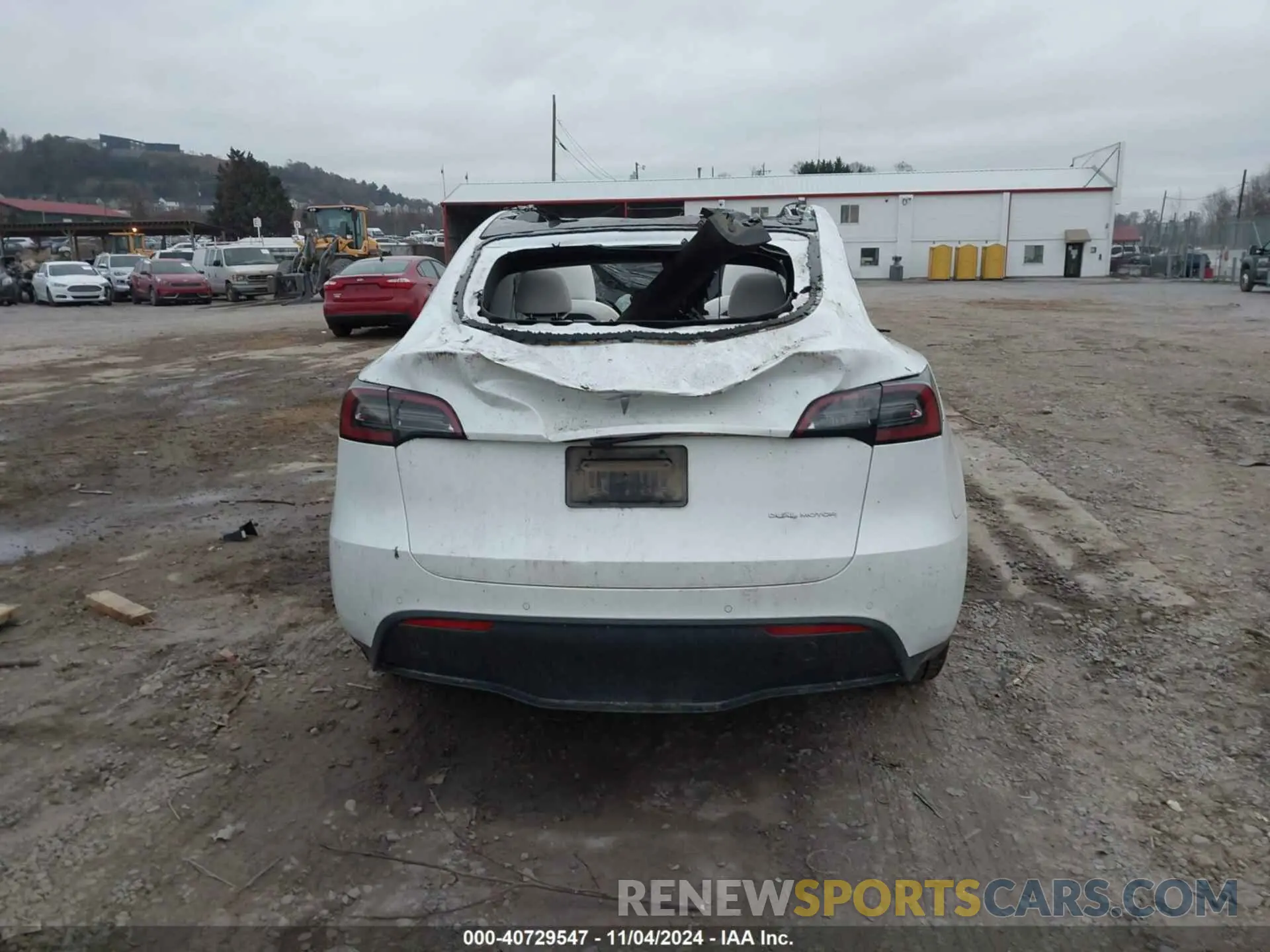 16 Photograph of a damaged car 7SAYGDEE1NF337878 TESLA MODEL Y 2022