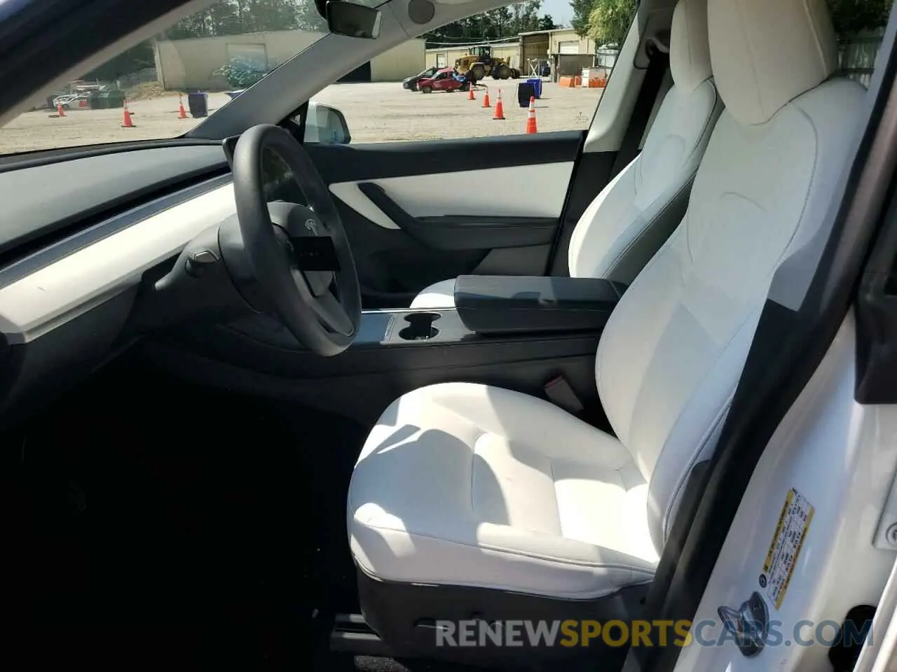 7 Photograph of a damaged car 7SAYGDEE1NF354633 TESLA MODEL Y 2022