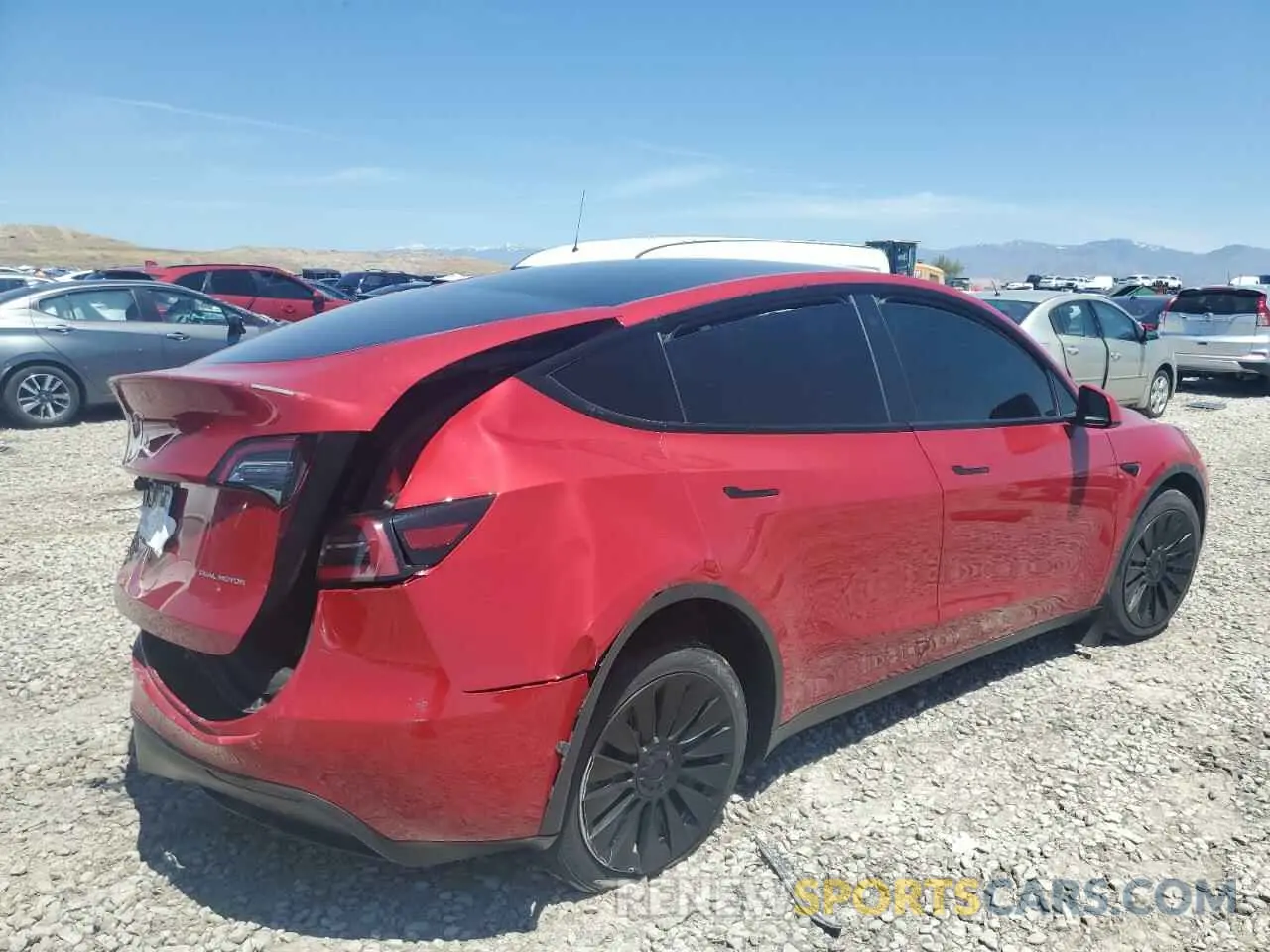 3 Photograph of a damaged car 7SAYGDEE1NF360058 TESLA MODEL Y 2022