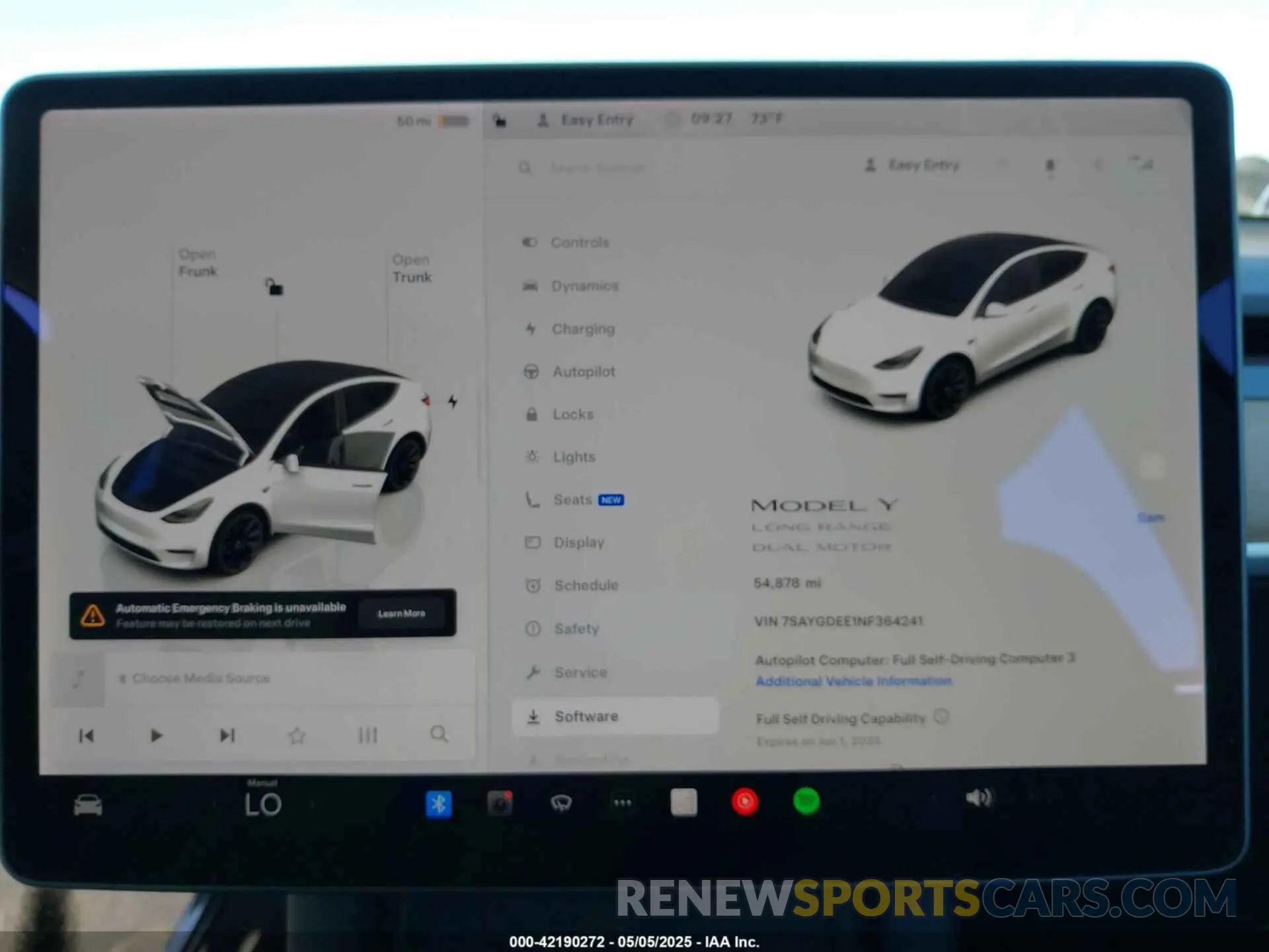 18 Photograph of a damaged car 7SAYGDEE1NF364241 TESLA MODEL Y 2022