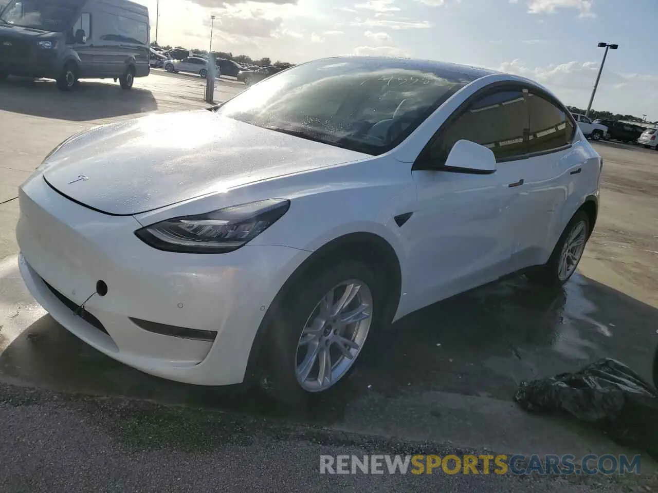 1 Photograph of a damaged car 7SAYGDEE1NF368922 TESLA MODEL Y 2022