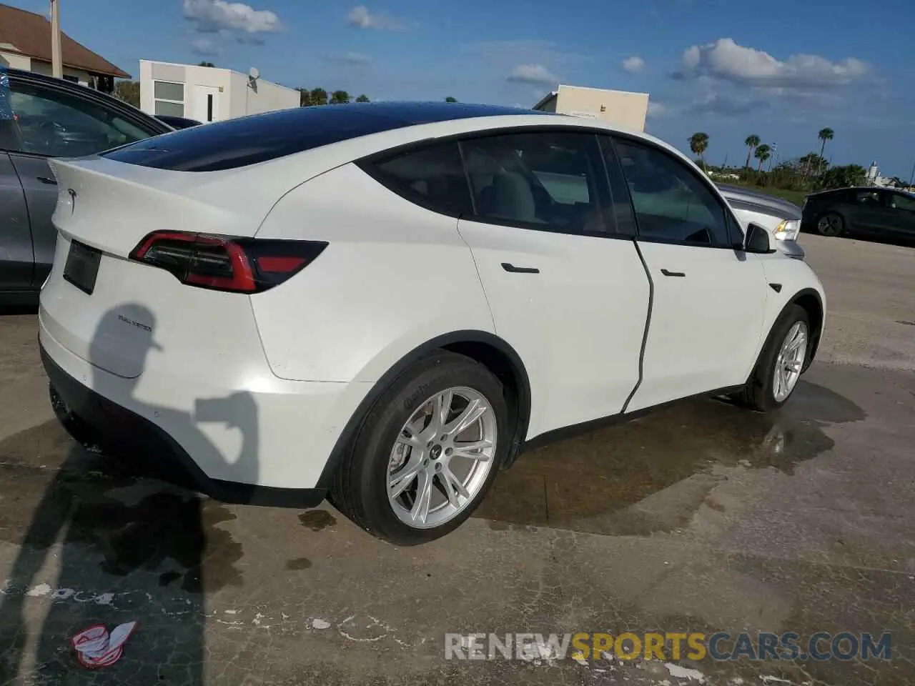 3 Photograph of a damaged car 7SAYGDEE1NF368922 TESLA MODEL Y 2022
