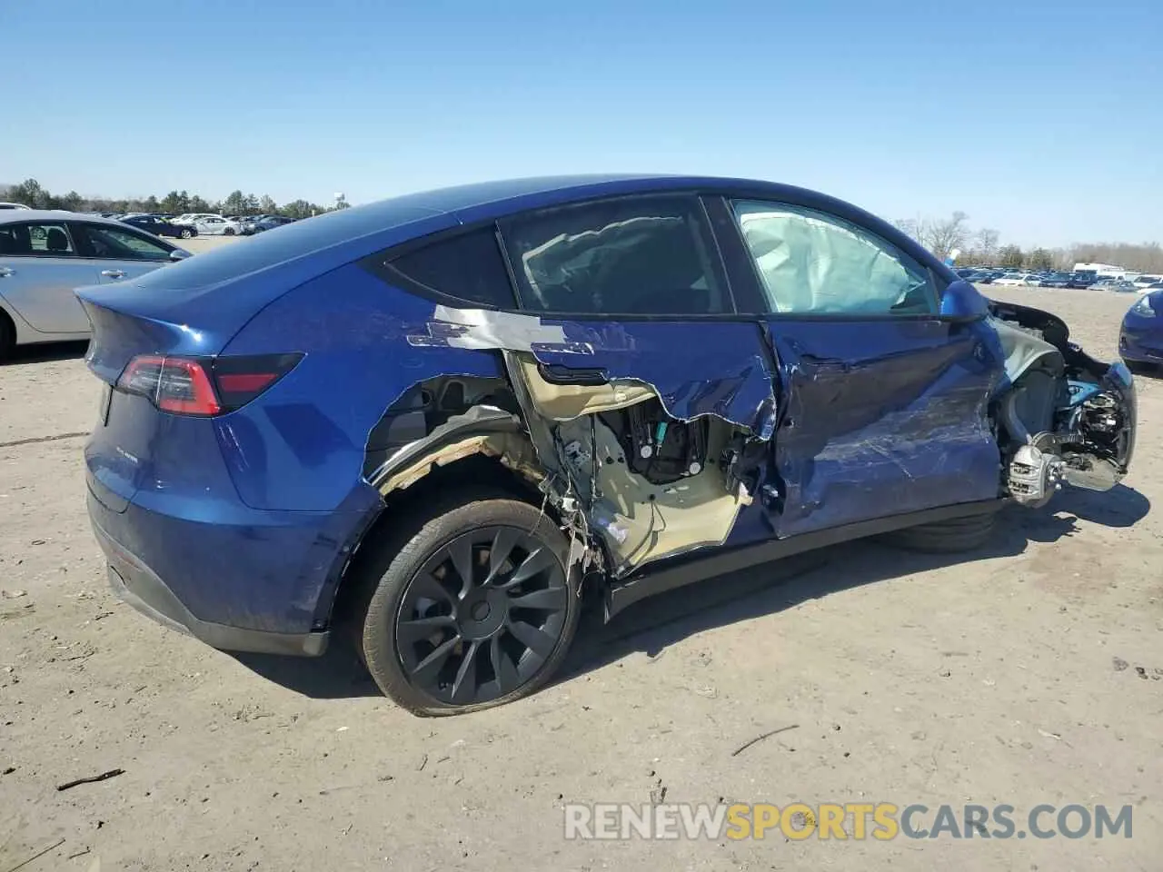 3 Photograph of a damaged car 7SAYGDEE1NF429931 TESLA MODEL Y 2022