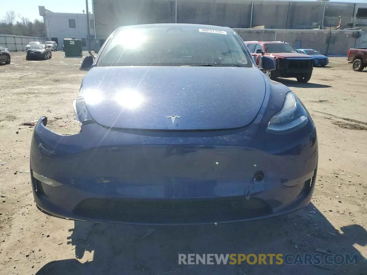 5 Photograph of a damaged car 7SAYGDEE1NF429931 TESLA MODEL Y 2022