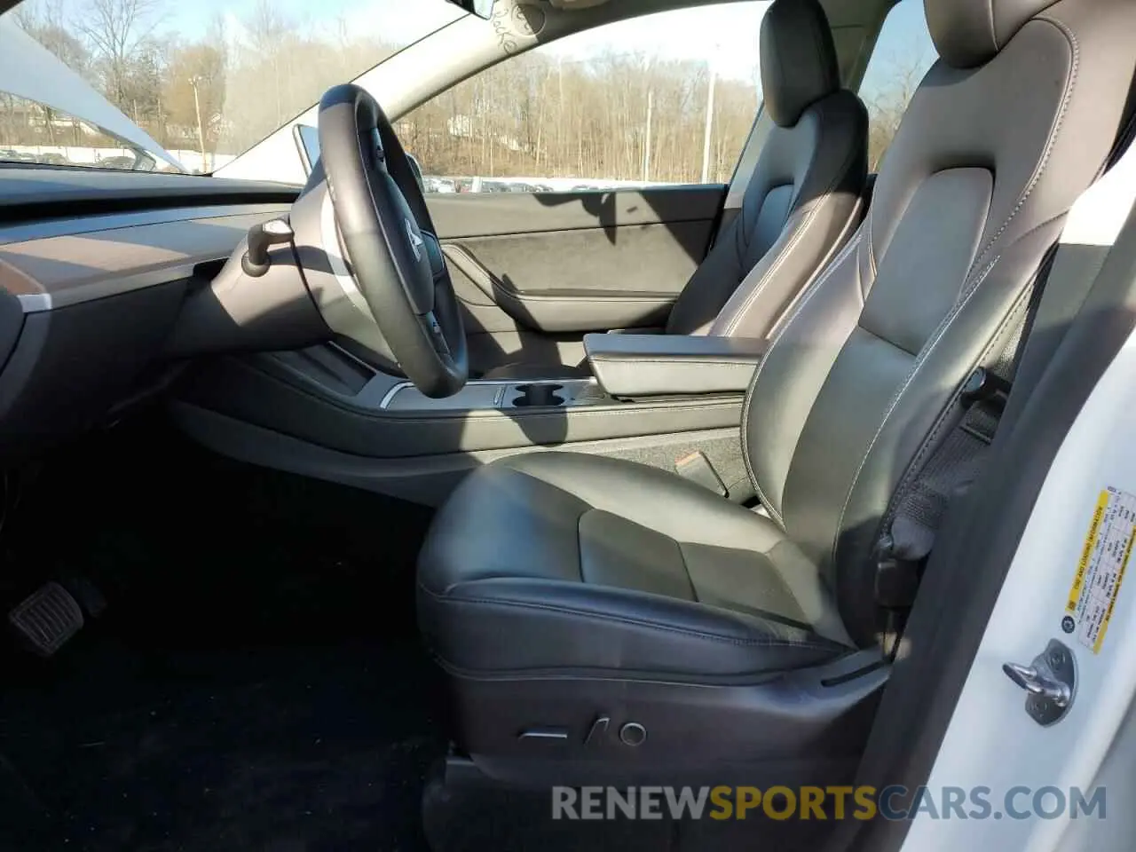 7 Photograph of a damaged car 7SAYGDEE1NF435518 TESLA MODEL Y 2022