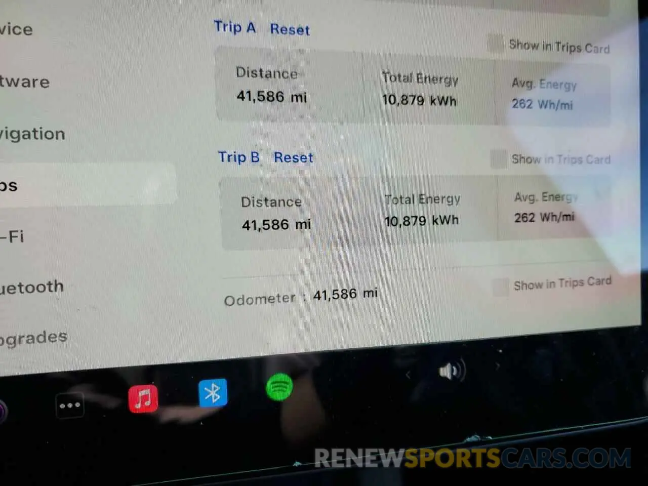 9 Photograph of a damaged car 7SAYGDEE1NF435518 TESLA MODEL Y 2022