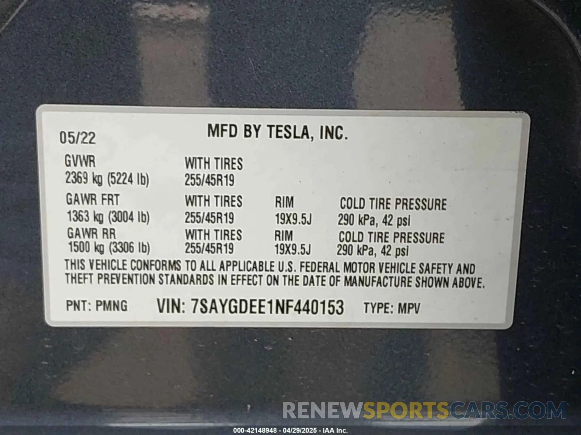 9 Photograph of a damaged car 7SAYGDEE1NF440153 TESLA MODEL Y 2022