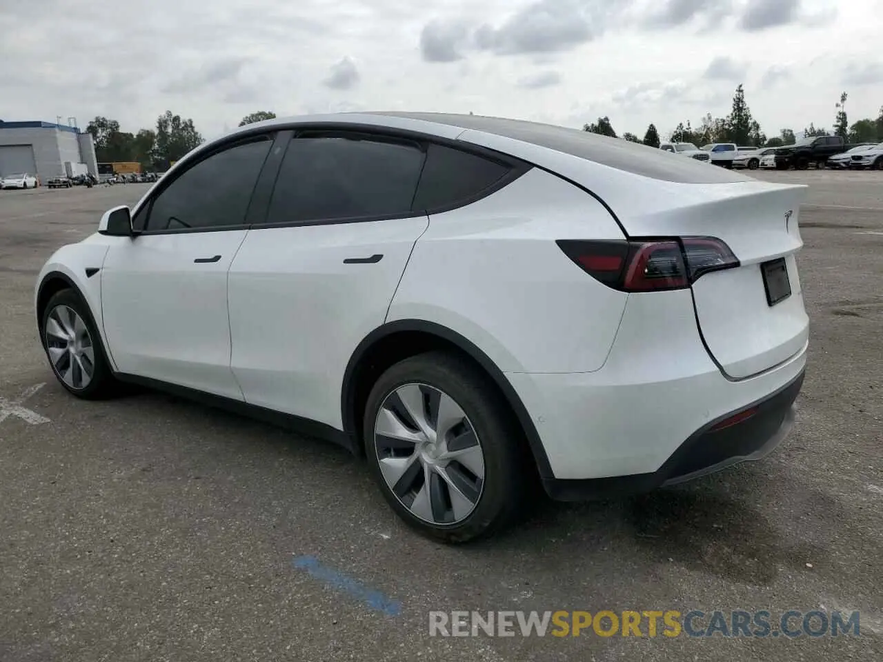 2 Photograph of a damaged car 7SAYGDEE1NF454229 TESLA MODEL Y 2022