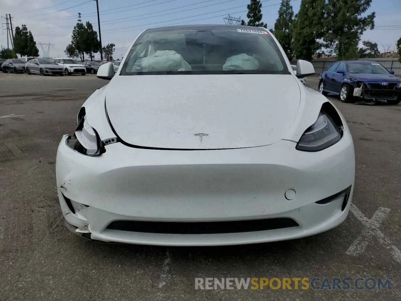 5 Photograph of a damaged car 7SAYGDEE1NF454229 TESLA MODEL Y 2022