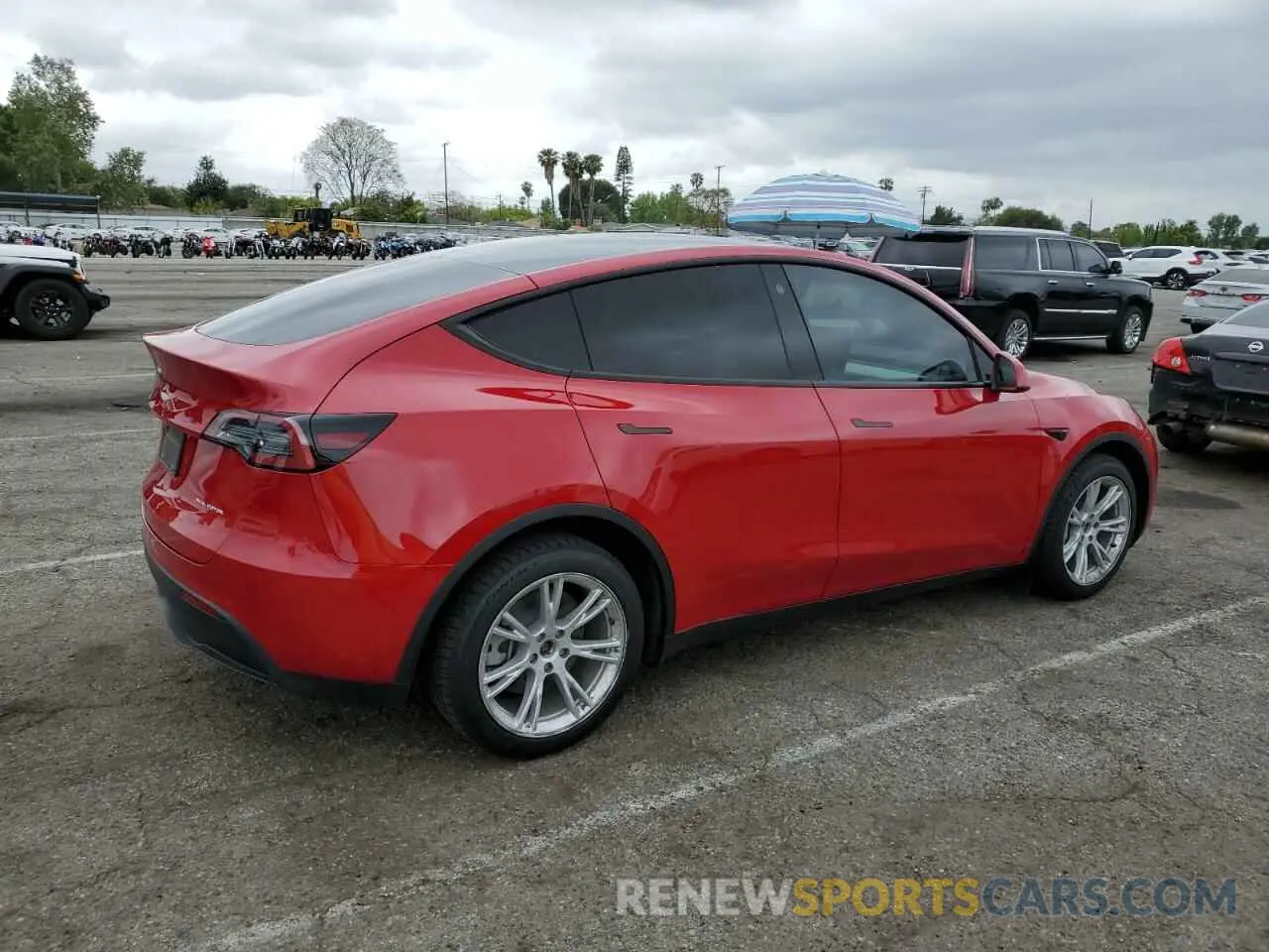 3 Photograph of a damaged car 7SAYGDEE1NF454442 TESLA MODEL Y 2022