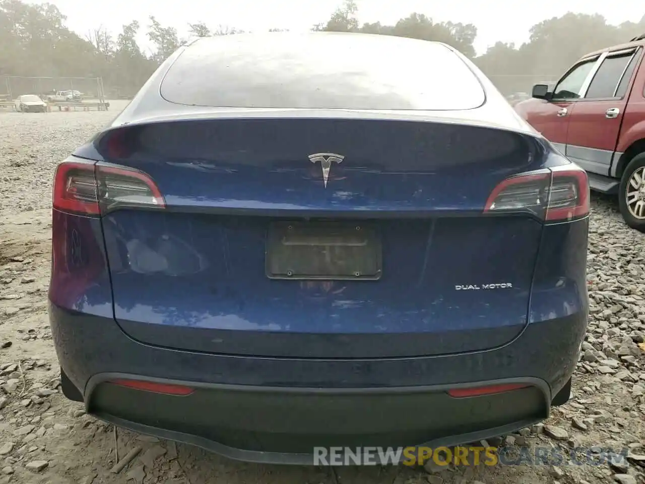 6 Photograph of a damaged car 7SAYGDEE1NF480653 TESLA MODEL Y 2022