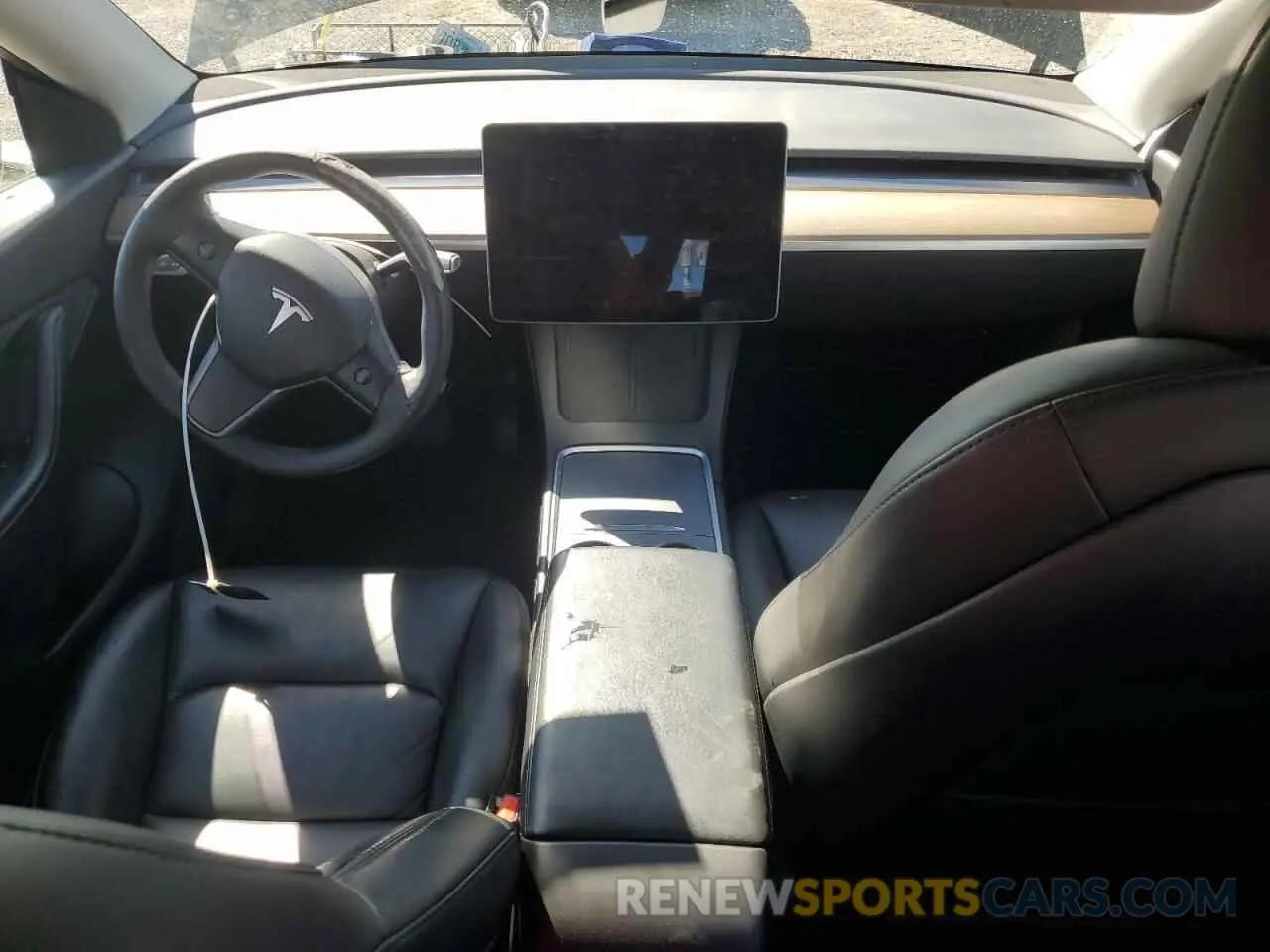 8 Photograph of a damaged car 7SAYGDEE1NF480796 TESLA MODEL Y 2022