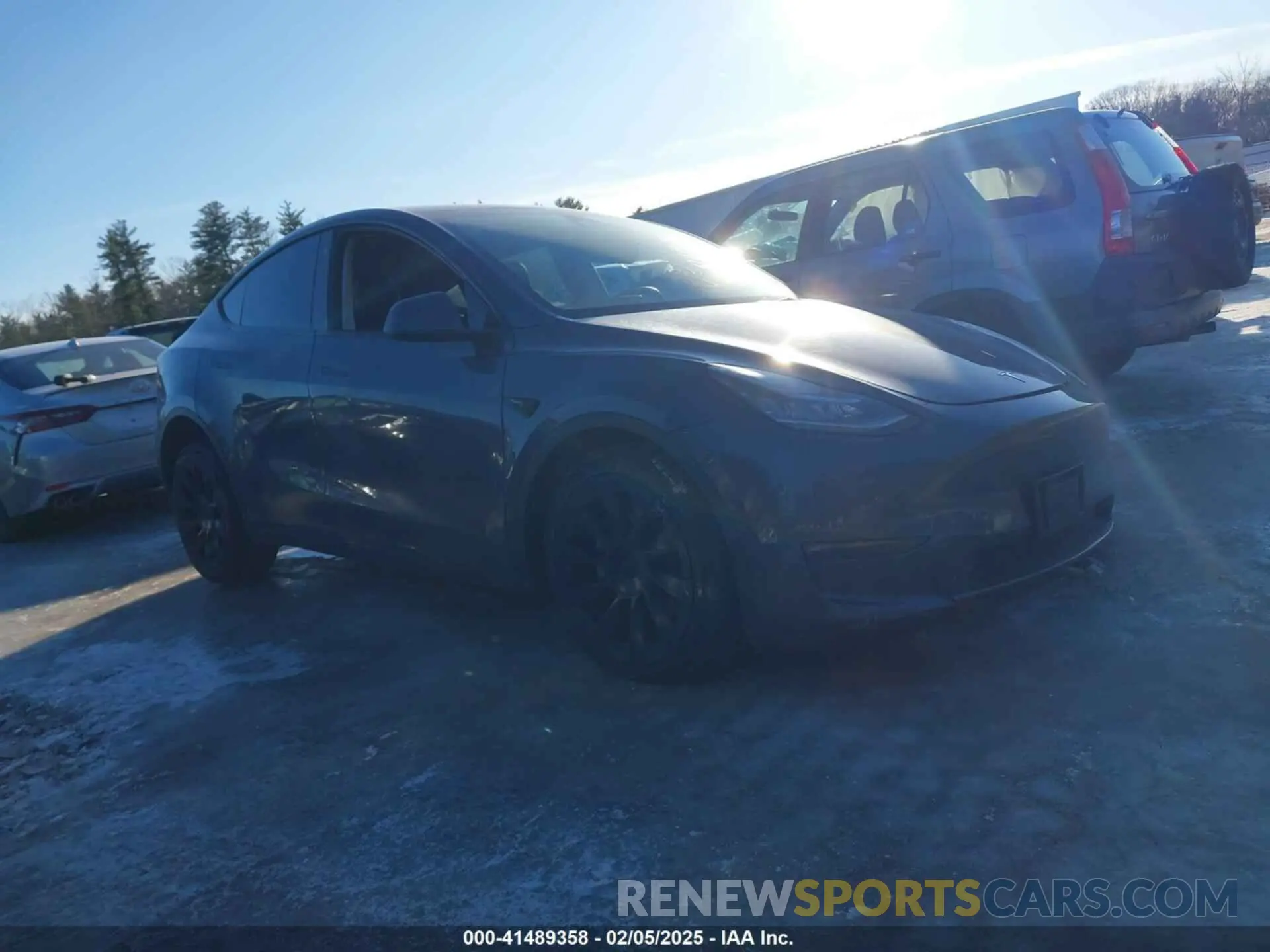 1 Photograph of a damaged car 7SAYGDEE1NF481396 TESLA MODEL Y 2022