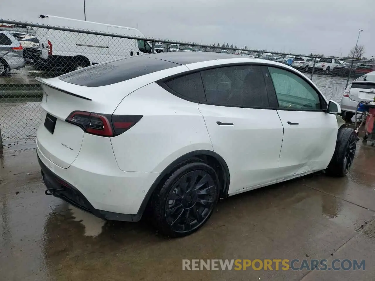 3 Photograph of a damaged car 7SAYGDEE1NF491488 TESLA MODEL Y 2022
