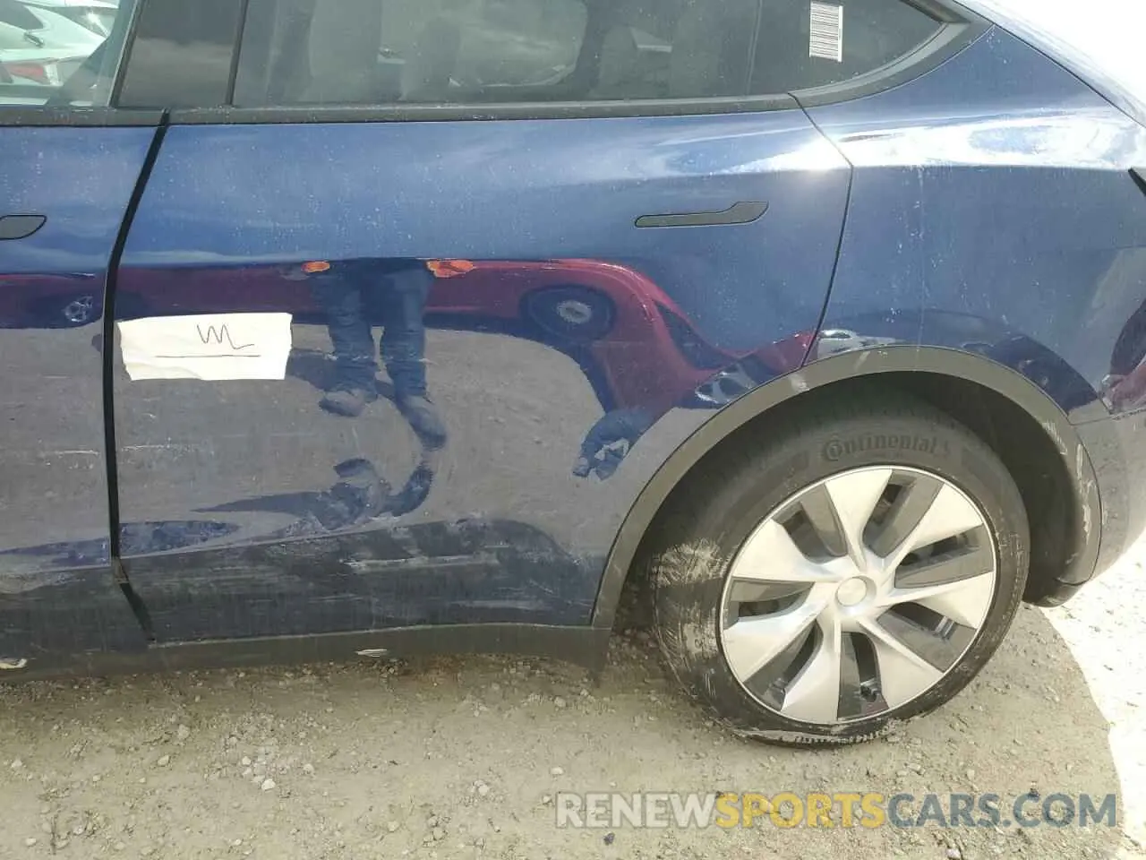 12 Photograph of a damaged car 7SAYGDEE1NF532914 TESLA MODEL Y 2022