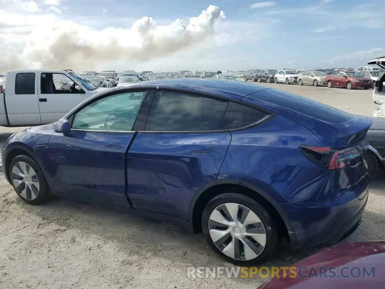 2 Photograph of a damaged car 7SAYGDEE1NF532914 TESLA MODEL Y 2022