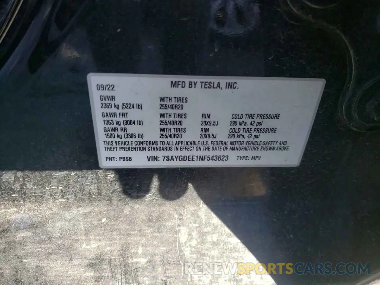 12 Photograph of a damaged car 7SAYGDEE1NF543623 TESLA MODEL Y 2022