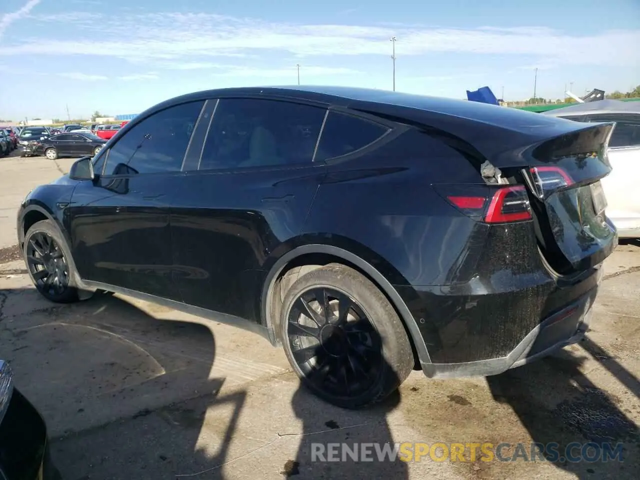 2 Photograph of a damaged car 7SAYGDEE1NF543623 TESLA MODEL Y 2022
