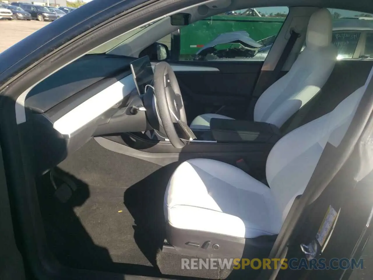 7 Photograph of a damaged car 7SAYGDEE1NF543623 TESLA MODEL Y 2022