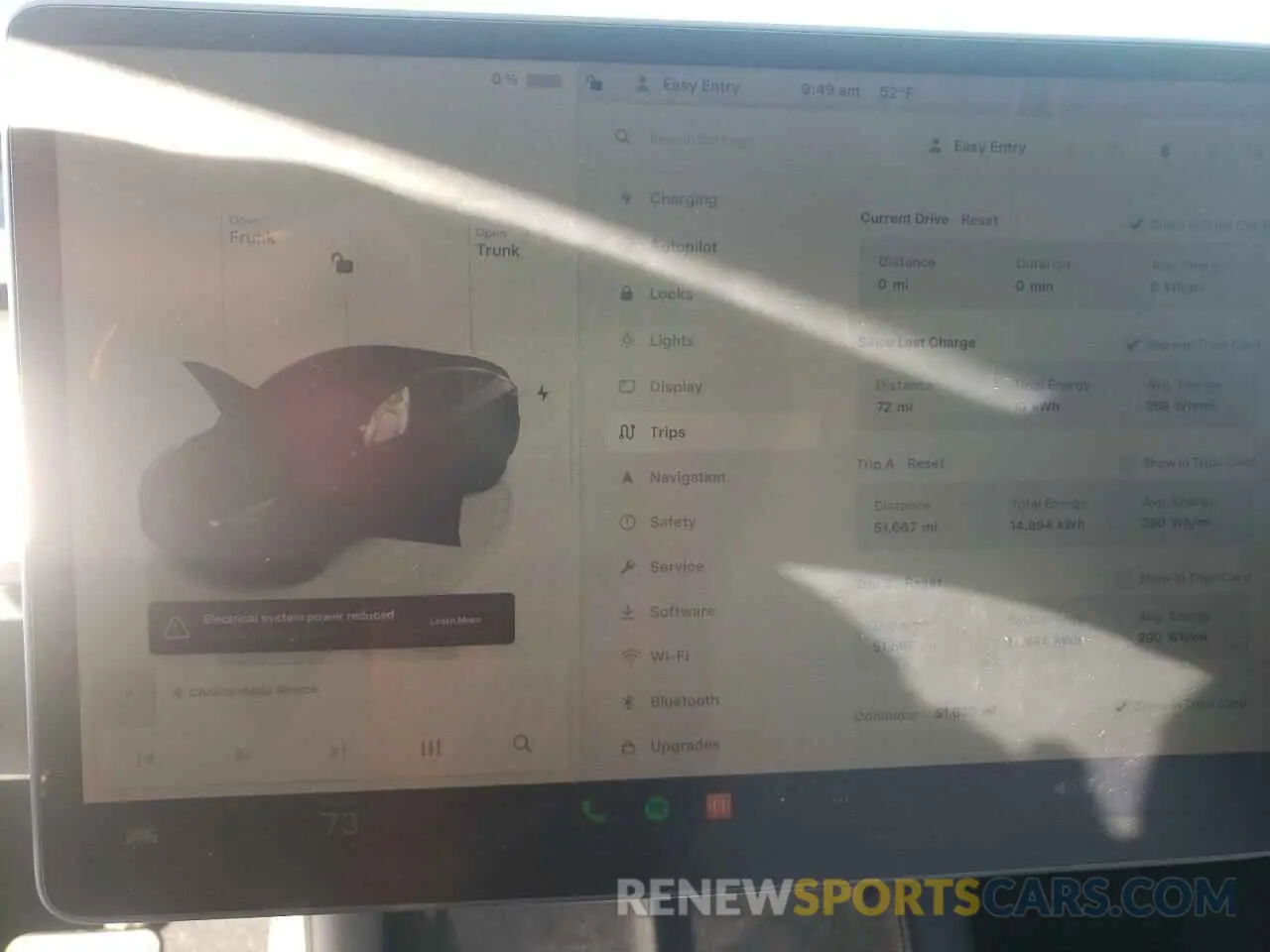 9 Photograph of a damaged car 7SAYGDEE1NF543623 TESLA MODEL Y 2022