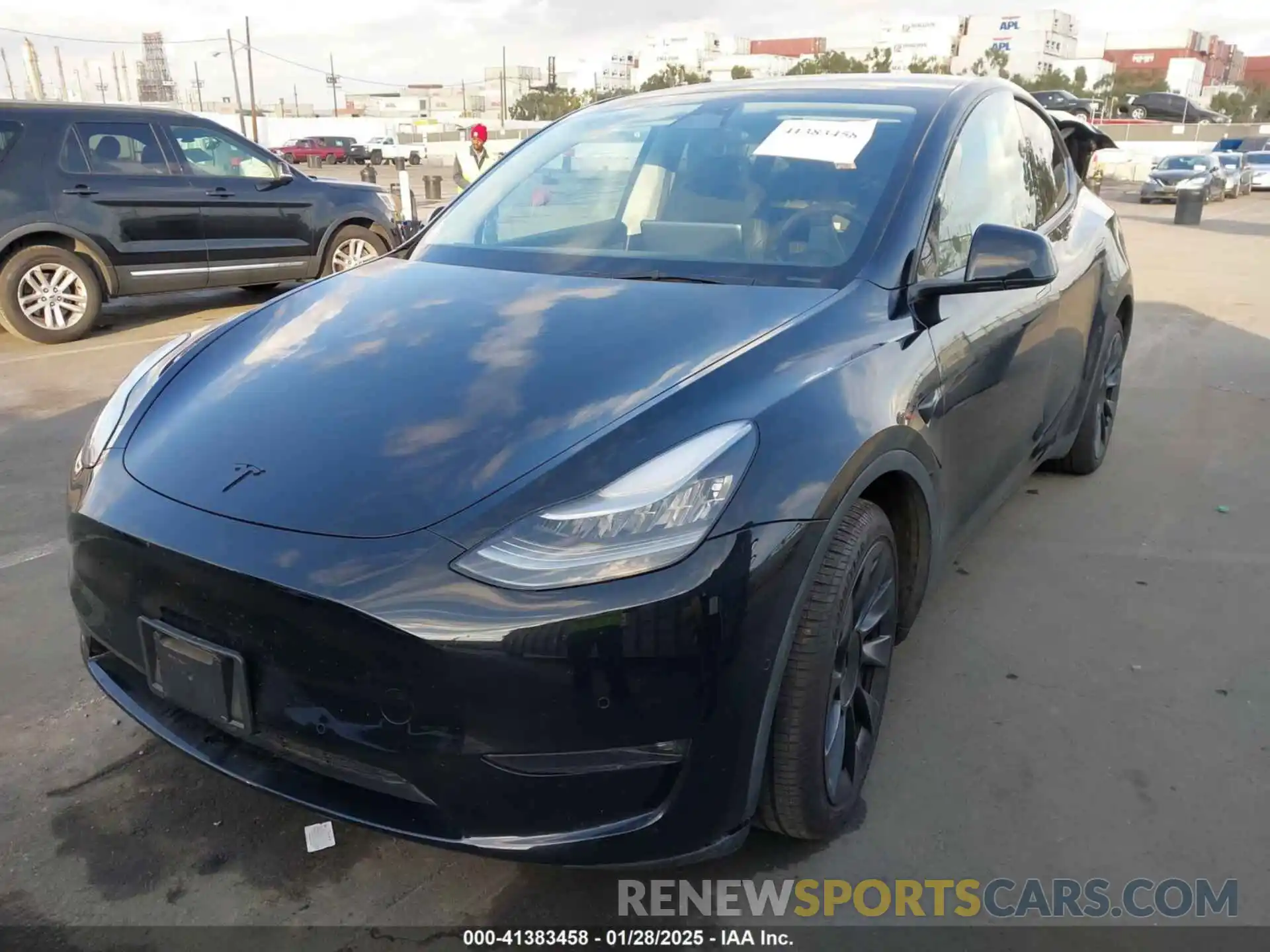 2 Photograph of a damaged car 7SAYGDEE1NF556615 TESLA MODEL Y 2022