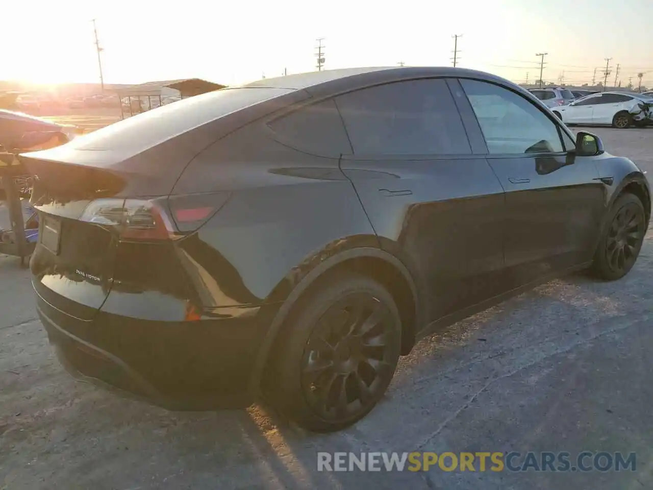 3 Photograph of a damaged car 7SAYGDEE2NA003047 TESLA MODEL Y 2022