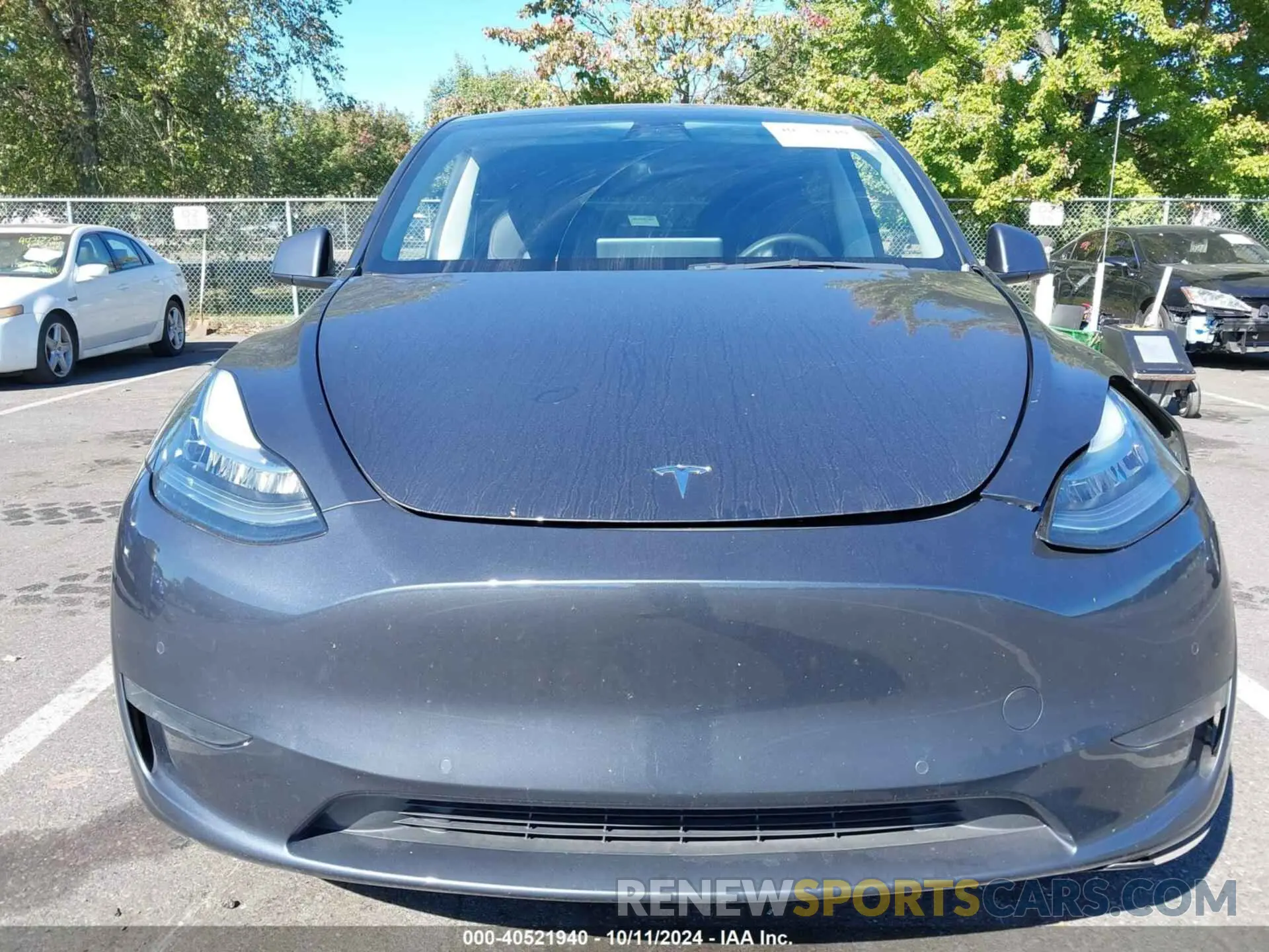 12 Photograph of a damaged car 7SAYGDEE2NA015134 TESLA MODEL Y 2022