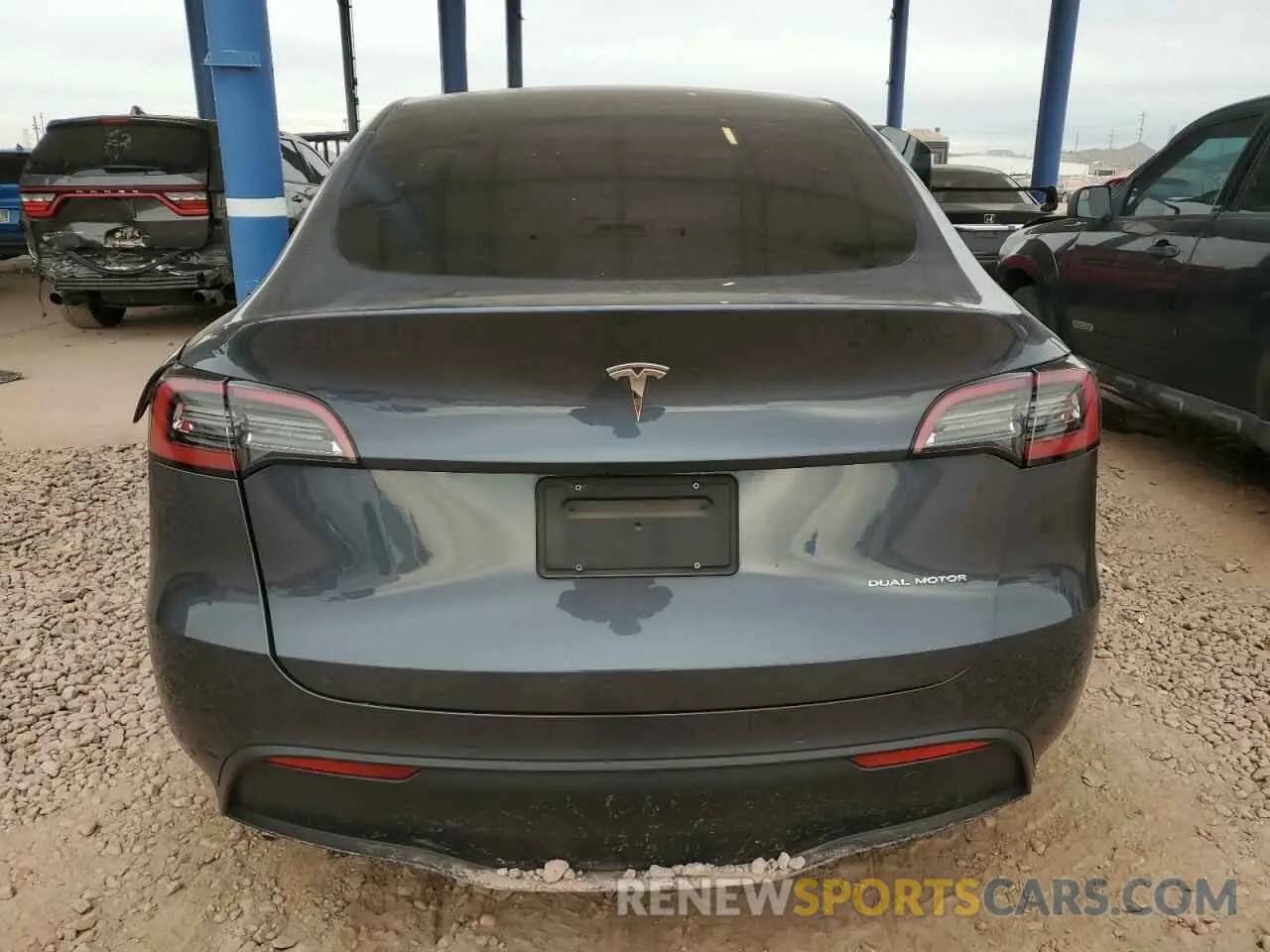 6 Photograph of a damaged car 7SAYGDEE2NA015277 TESLA MODEL Y 2022