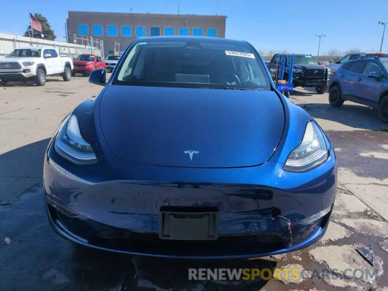5 Photograph of a damaged car 7SAYGDEE2NA015439 TESLA MODEL Y 2022