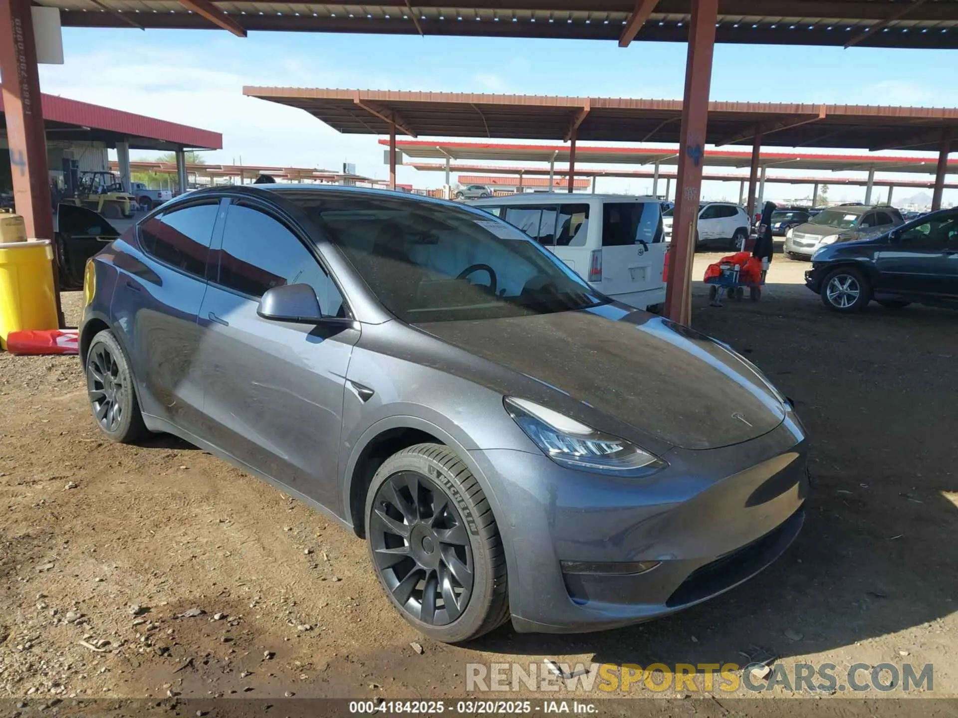 1 Photograph of a damaged car 7SAYGDEE2NA017434 TESLA MODEL Y 2022