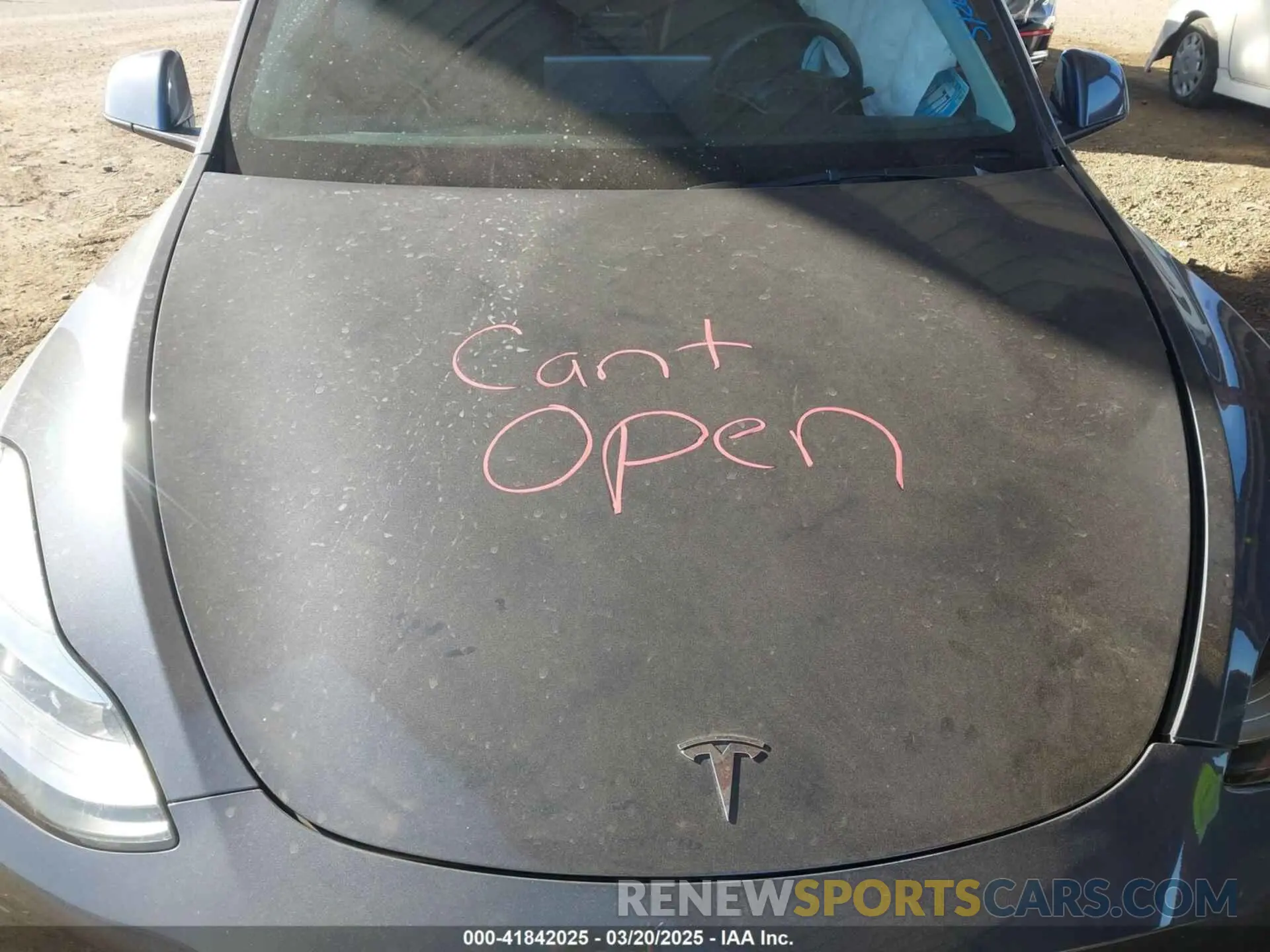 10 Photograph of a damaged car 7SAYGDEE2NA017434 TESLA MODEL Y 2022