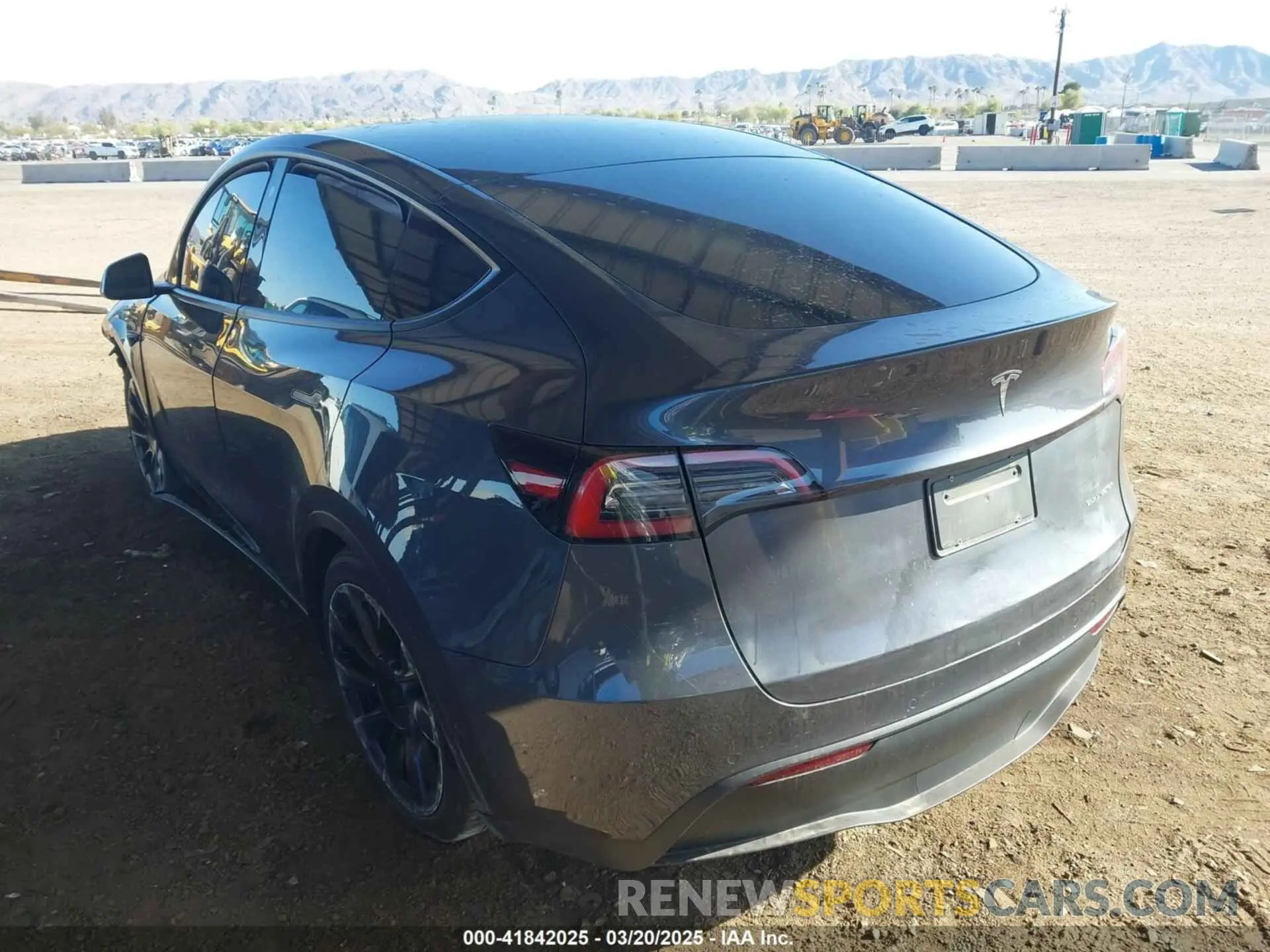 3 Photograph of a damaged car 7SAYGDEE2NA017434 TESLA MODEL Y 2022