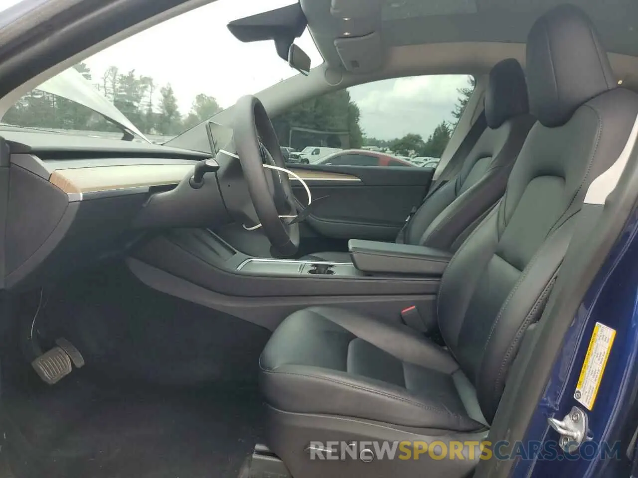 7 Photograph of a damaged car 7SAYGDEE2NA020396 TESLA MODEL Y 2022