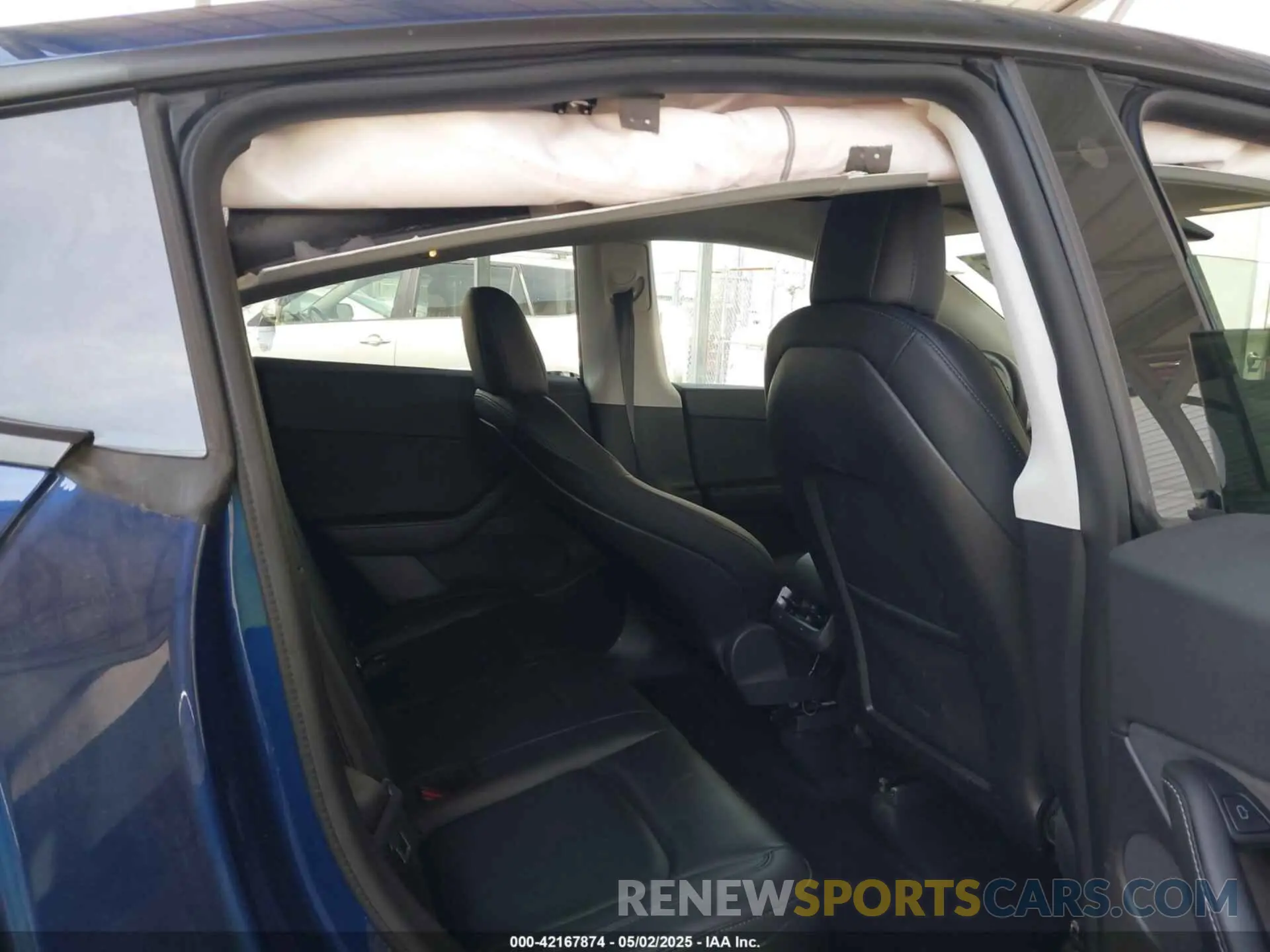 8 Photograph of a damaged car 7SAYGDEE2NF306932 TESLA MODEL Y 2022