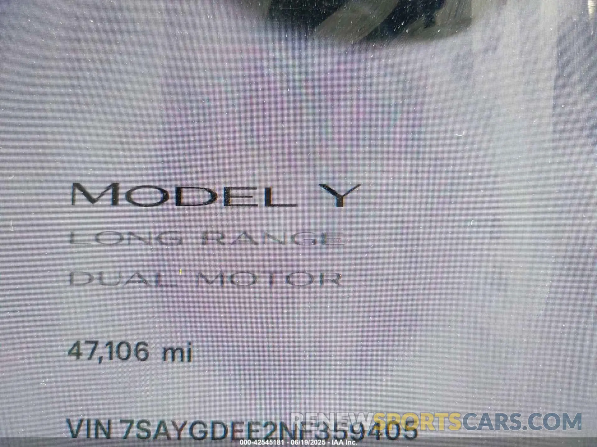 16 Photograph of a damaged car 7SAYGDEE2NF359405 TESLA MODEL Y 2022