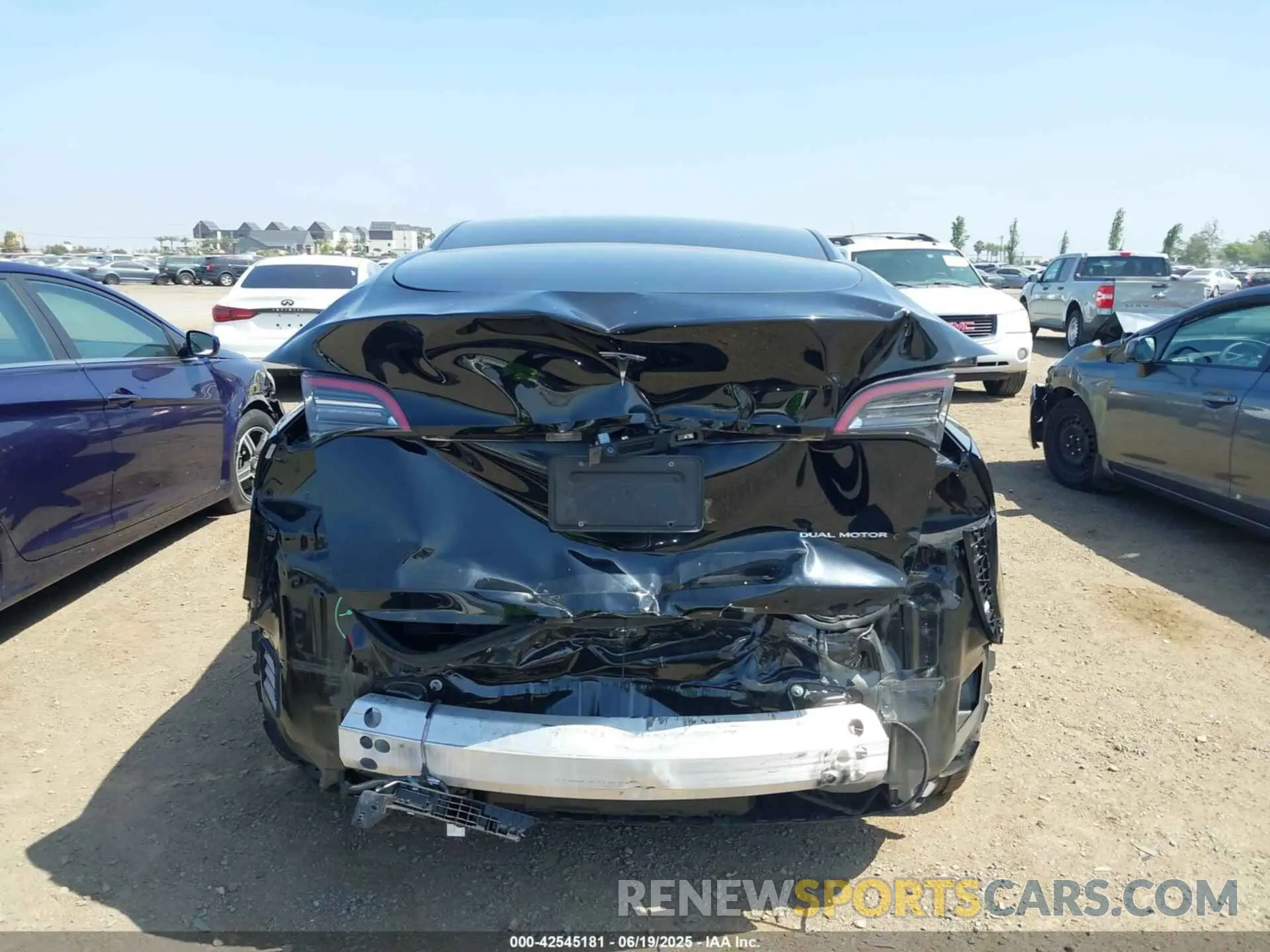 6 Photograph of a damaged car 7SAYGDEE2NF359405 TESLA MODEL Y 2022