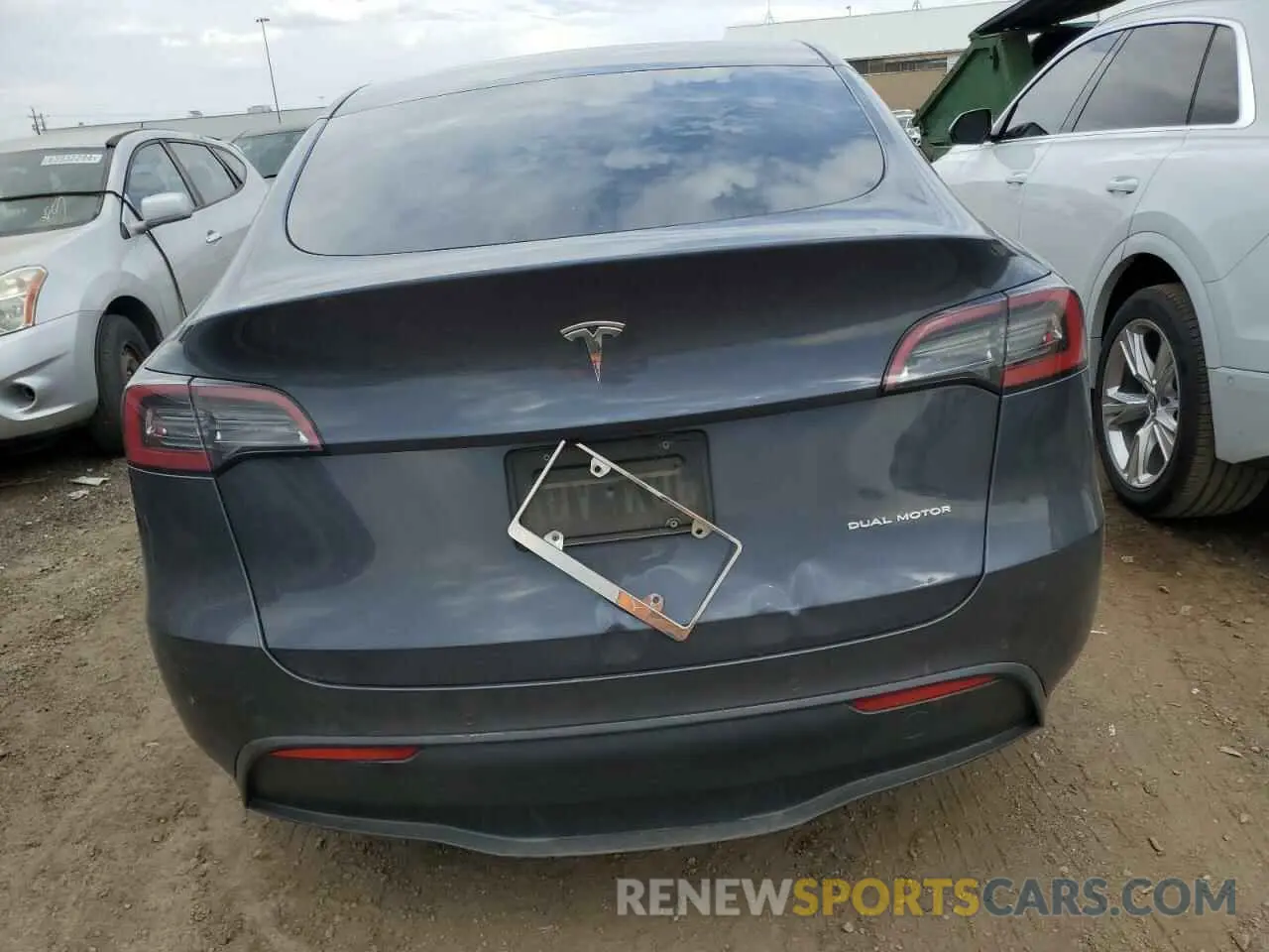6 Photograph of a damaged car 7SAYGDEE2NF368539 TESLA MODEL Y 2022