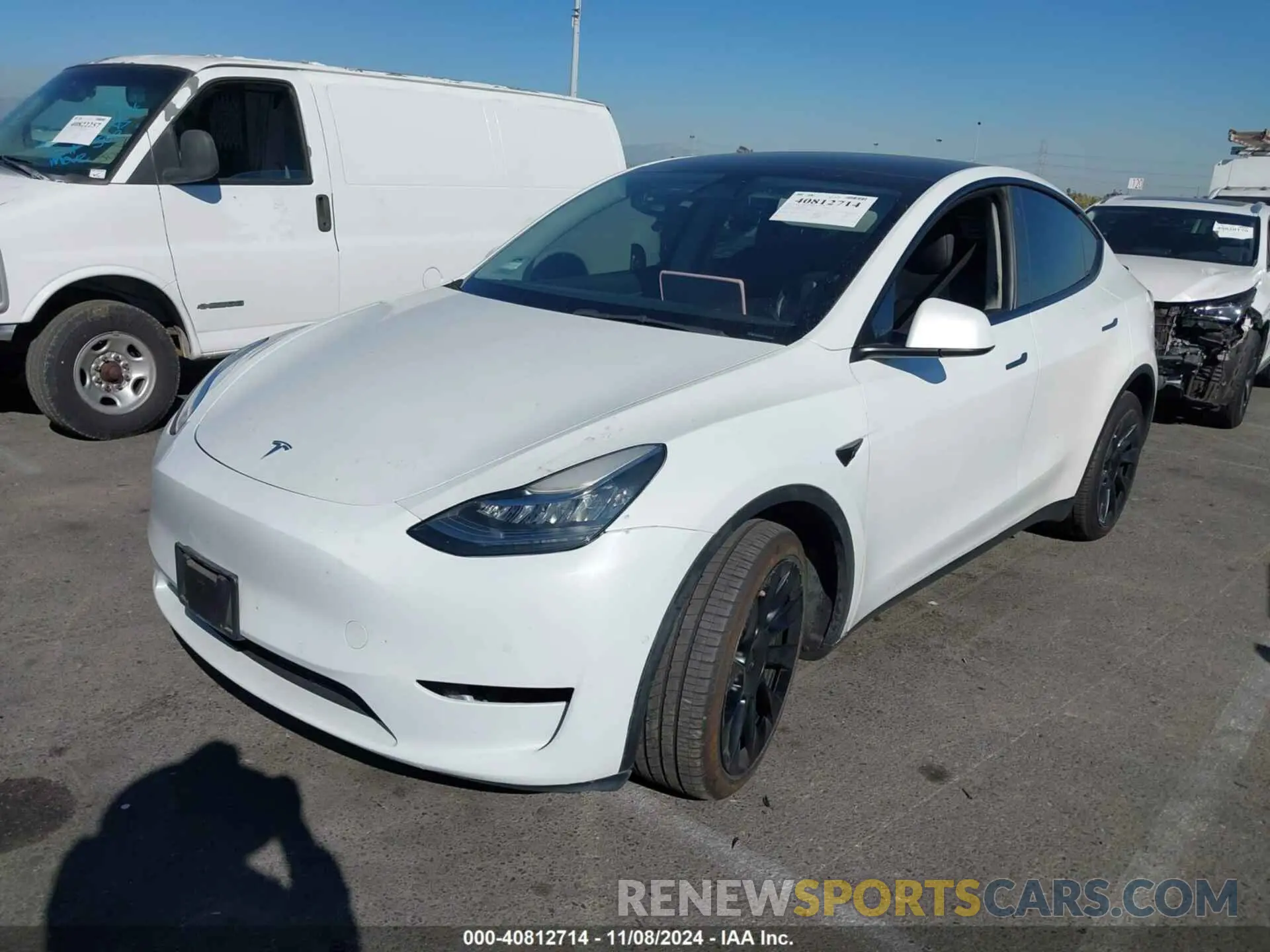 2 Photograph of a damaged car 7SAYGDEE2NF387091 TESLA MODEL Y 2022