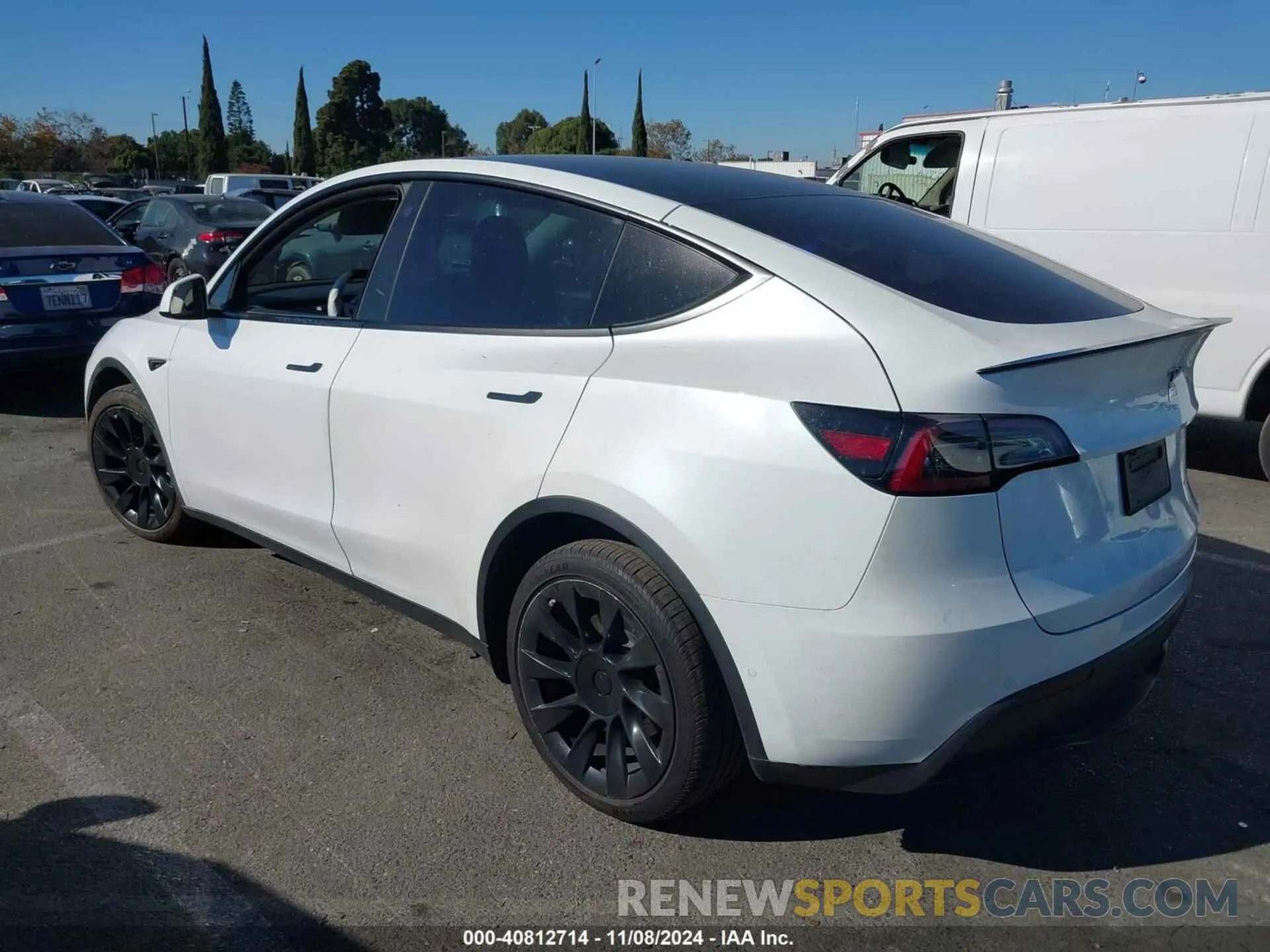3 Photograph of a damaged car 7SAYGDEE2NF387091 TESLA MODEL Y 2022