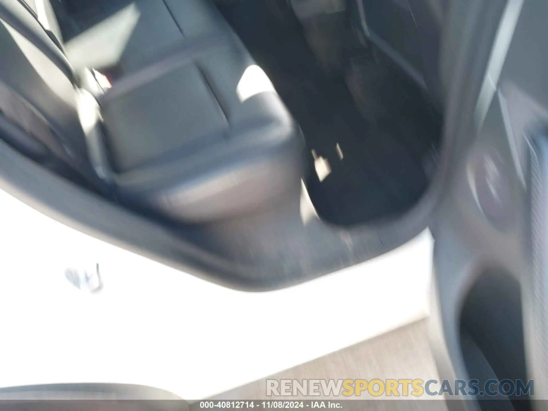 8 Photograph of a damaged car 7SAYGDEE2NF387091 TESLA MODEL Y 2022