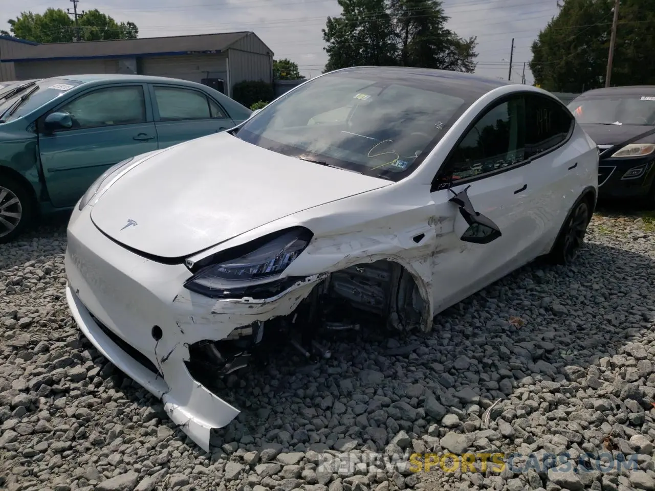 9 Photograph of a damaged car 7SAYGDEE2NF387463 TESLA MODEL Y 2022