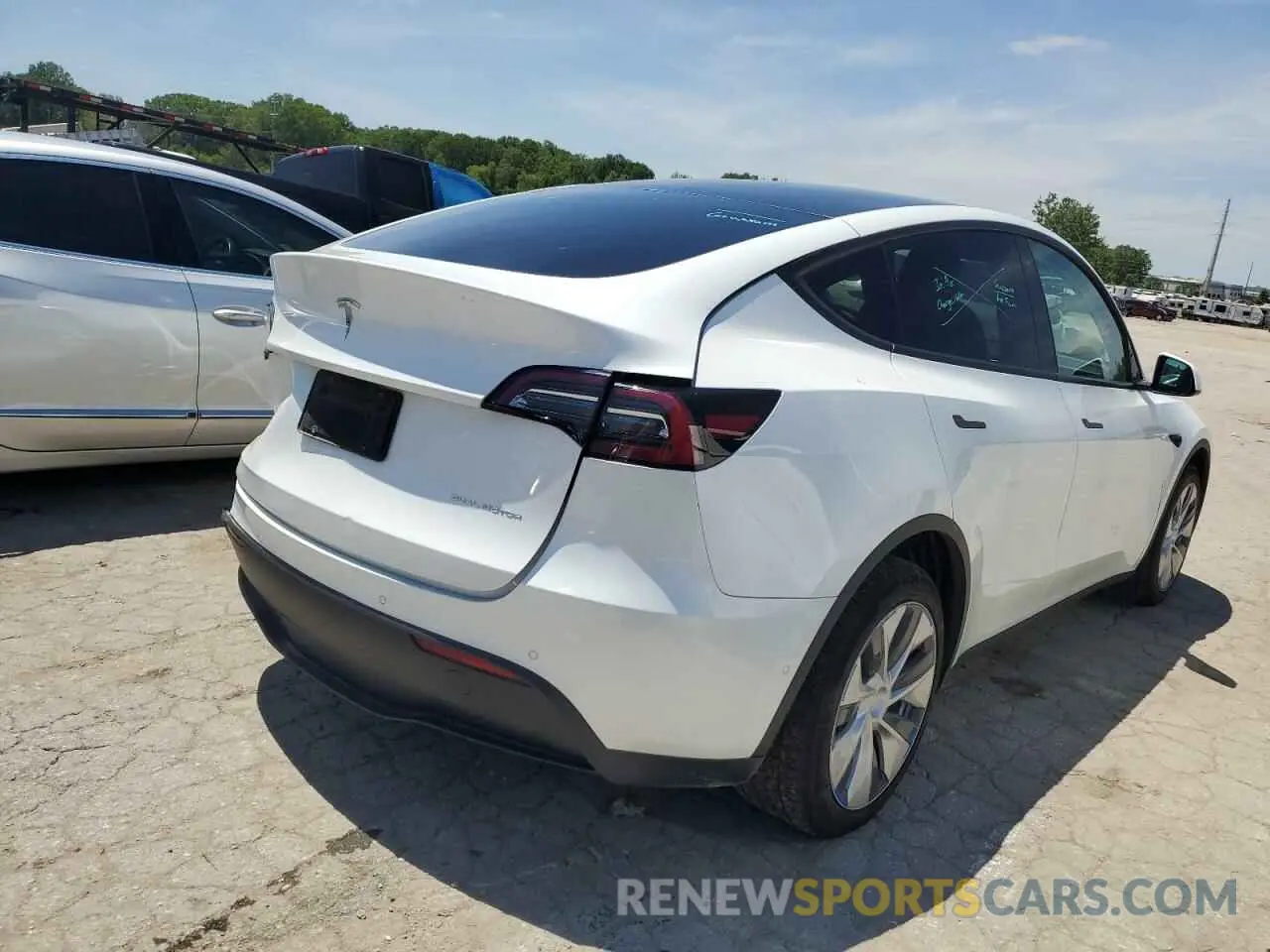 3 Photograph of a damaged car 7SAYGDEE2NF390993 TESLA MODEL Y 2022