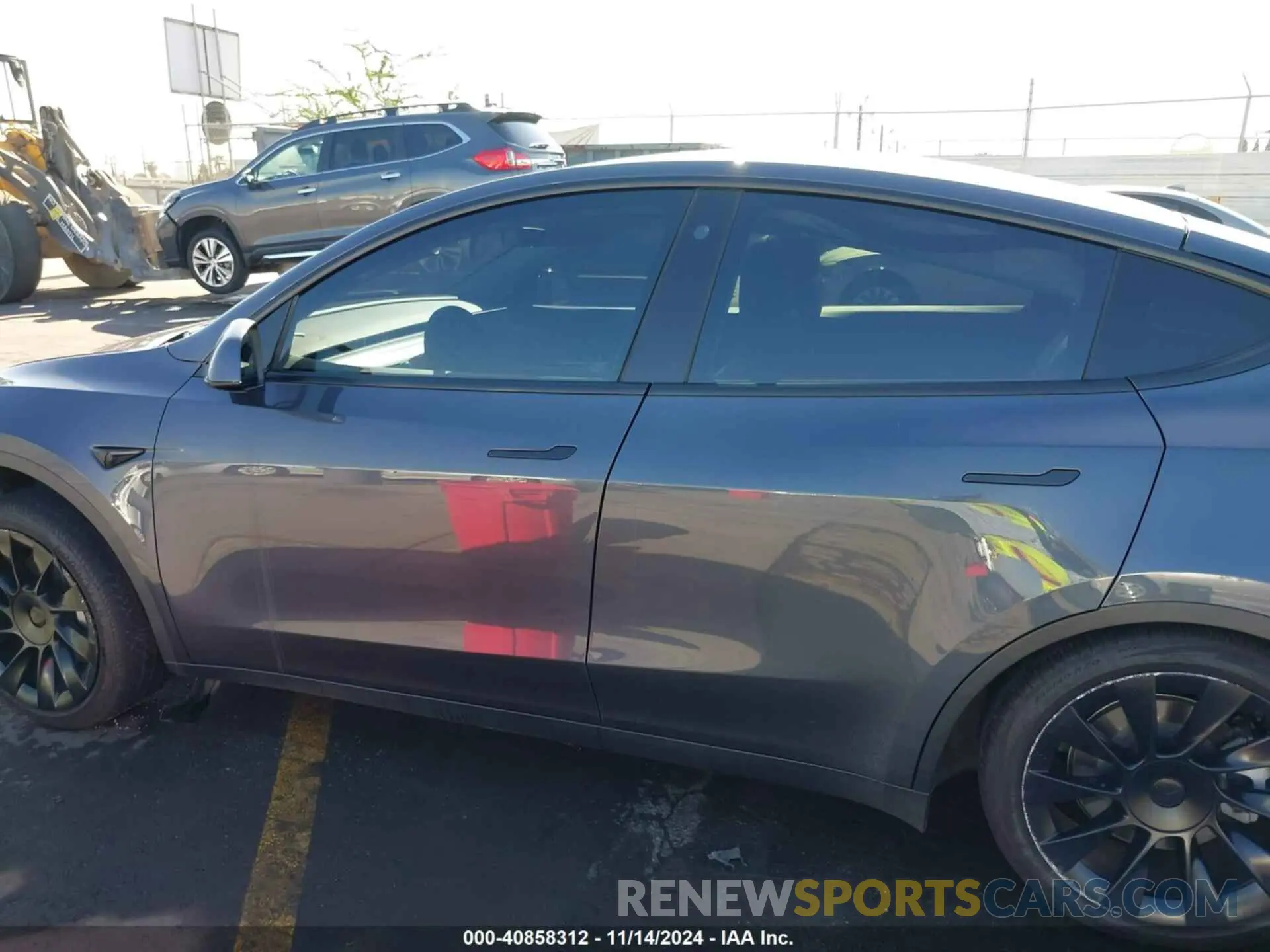 14 Photograph of a damaged car 7SAYGDEE2NF392307 TESLA MODEL Y 2022