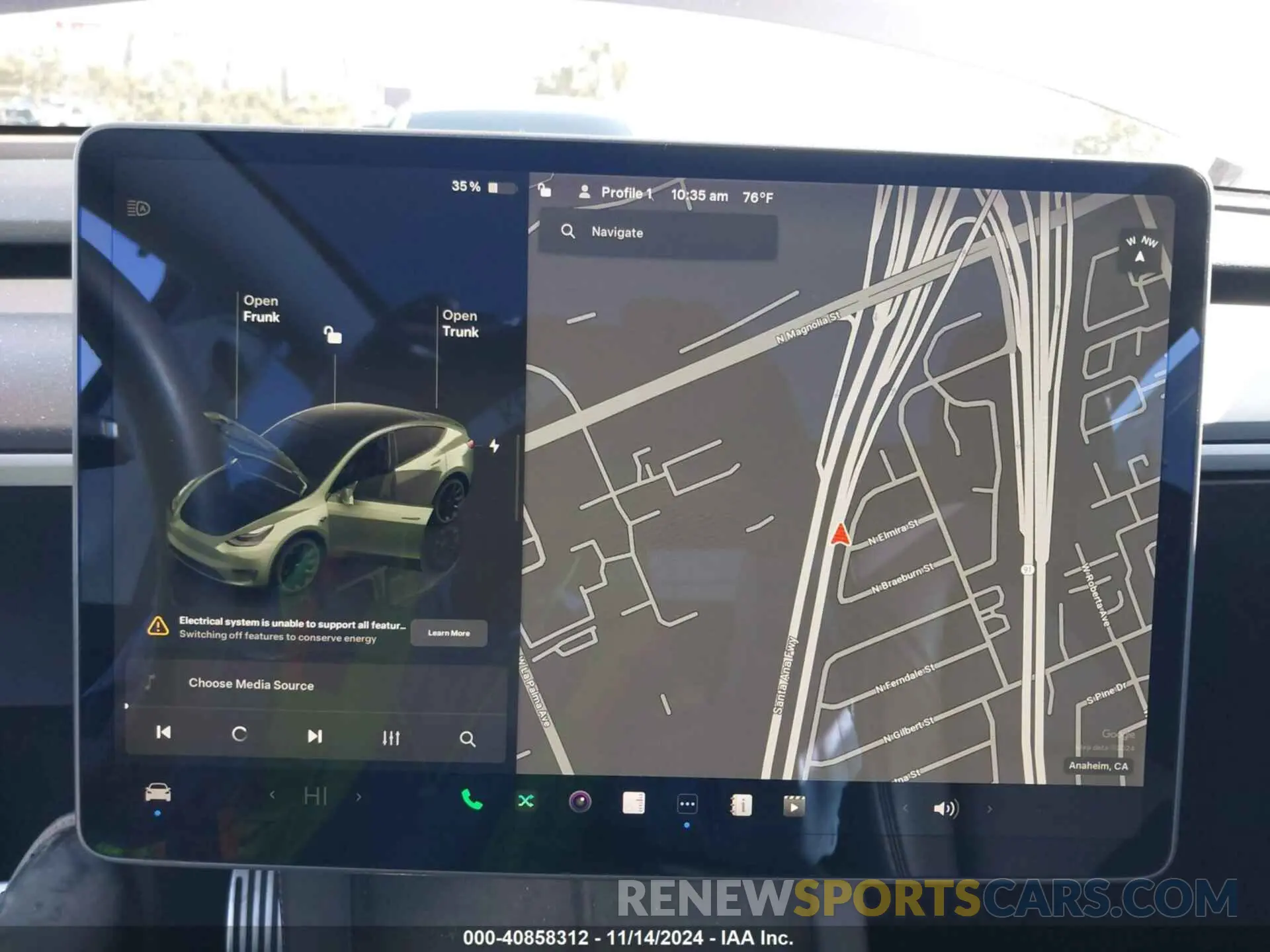 18 Photograph of a damaged car 7SAYGDEE2NF392307 TESLA MODEL Y 2022