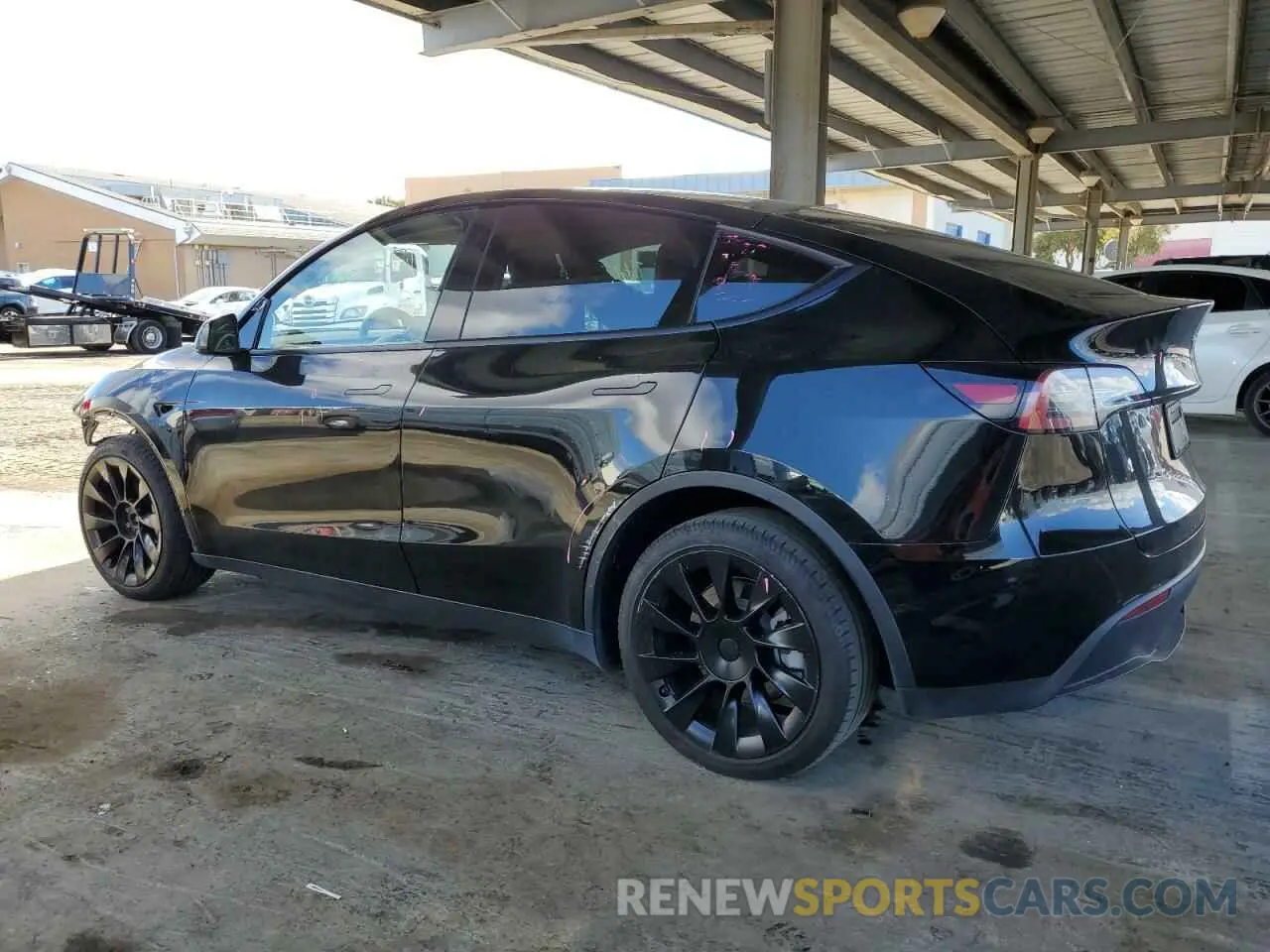 2 Photograph of a damaged car 7SAYGDEE2NF402219 TESLA MODEL Y 2022