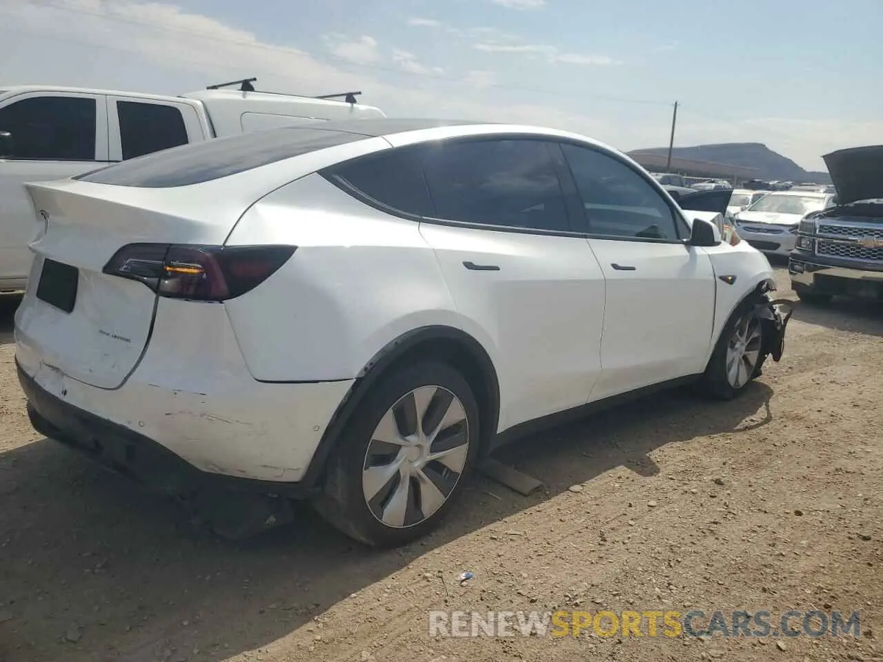 3 Photograph of a damaged car 7SAYGDEE2NF407503 TESLA MODEL Y 2022