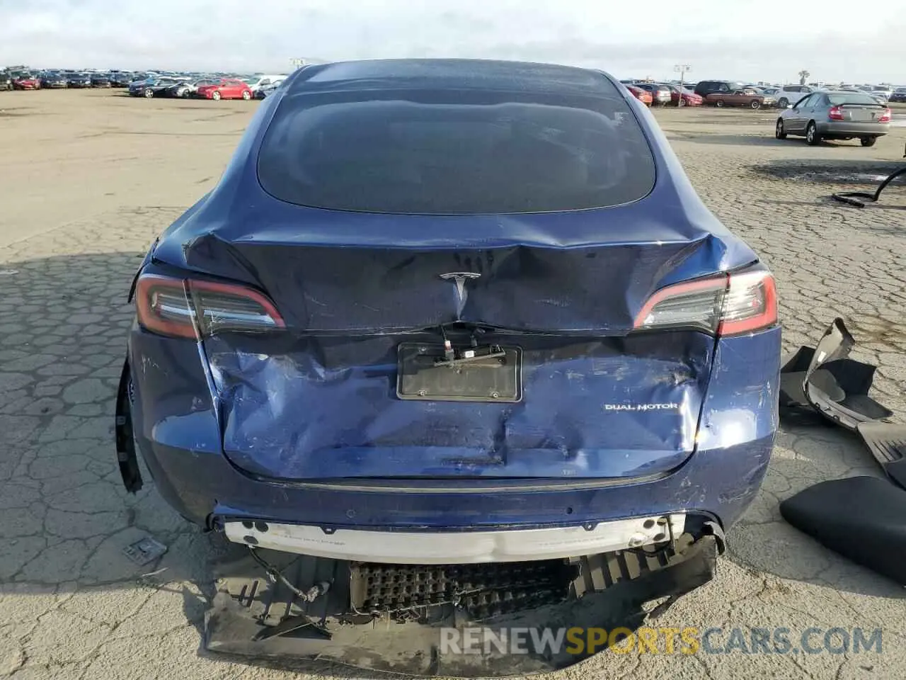 6 Photograph of a damaged car 7SAYGDEE2NF419229 TESLA MODEL Y 2022