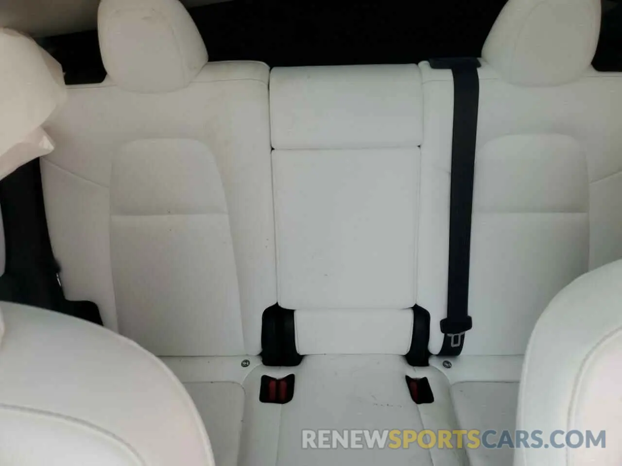 10 Photograph of a damaged car 7SAYGDEE2NF425192 TESLA MODEL Y 2022