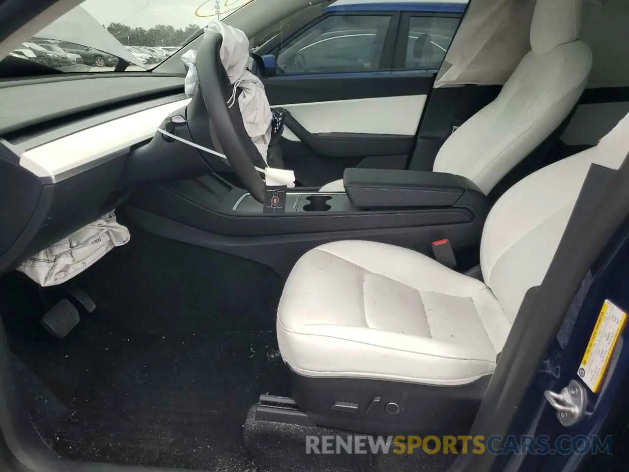 7 Photograph of a damaged car 7SAYGDEE2NF425192 TESLA MODEL Y 2022