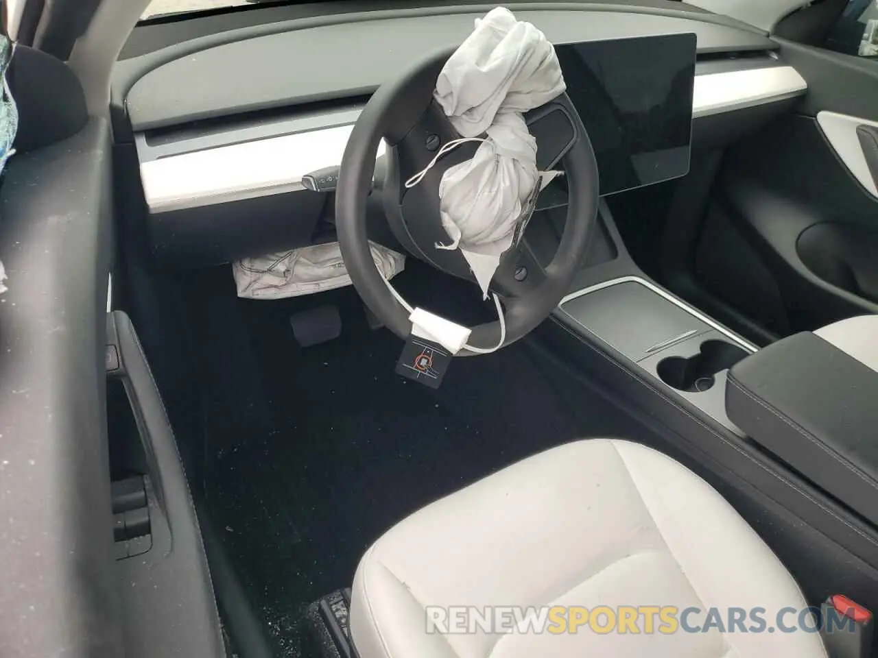 8 Photograph of a damaged car 7SAYGDEE2NF425192 TESLA MODEL Y 2022